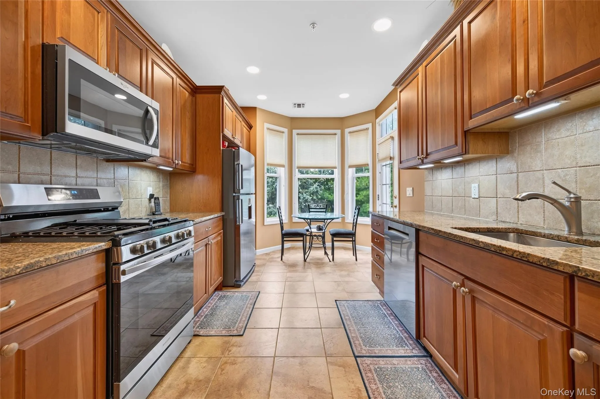 35 Symphony Drive, Brookhaven, NY, 2 Bedrooms Bedrooms, 6 Rooms Rooms,2 BathroomsBathrooms,Residential,For Rent,Symphony,0,1035250 35 Symphony Drive, Brookhaven, NY, 2 Bedrooms Bedrooms, 6 Rooms Rooms,2 BathroomsBathrooms,Residential,For Rent,Symphony,0,1035250
