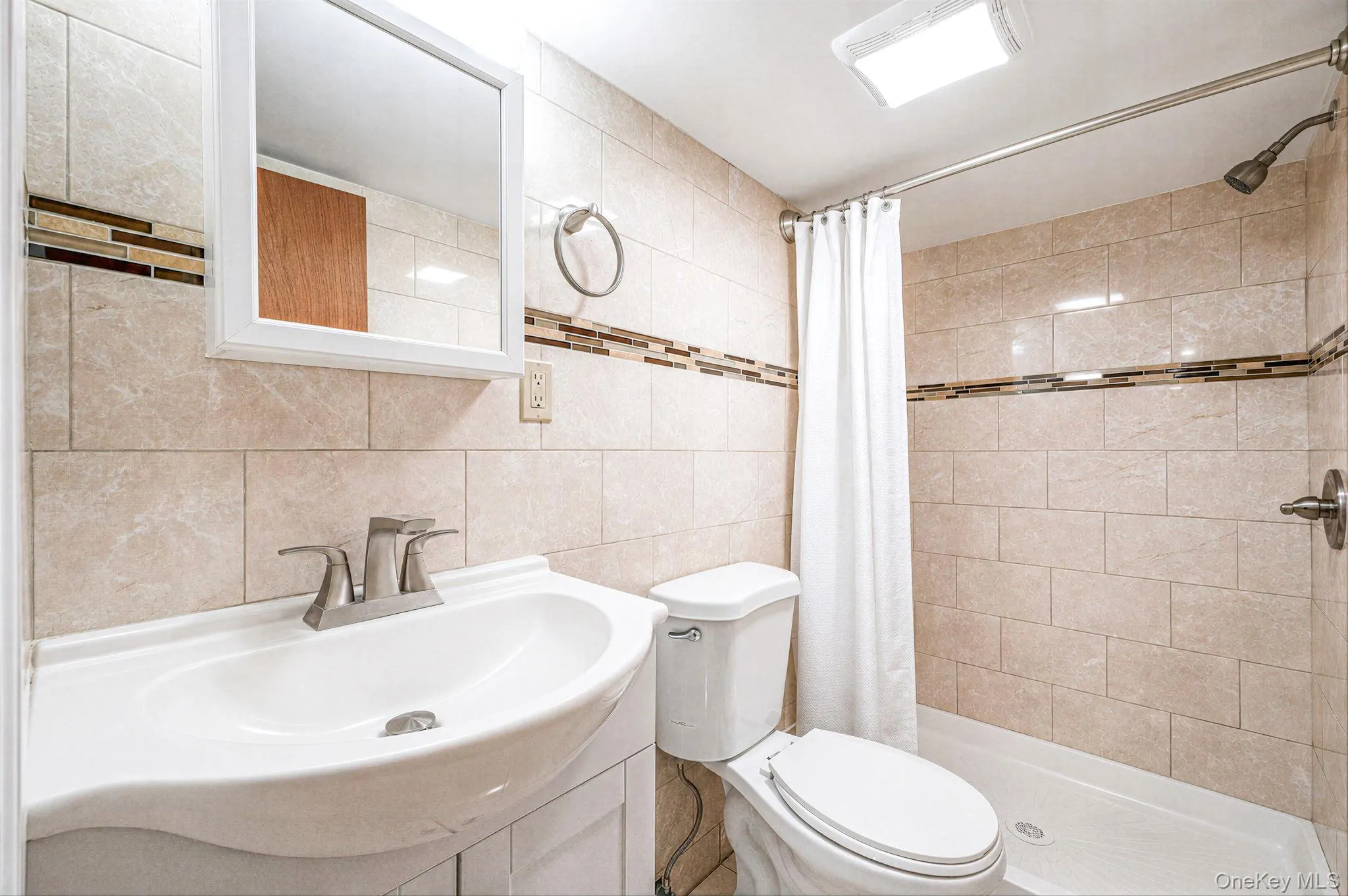 1325 Ackerson Boulevard, Islip, NY, 3 Bedrooms Bedrooms, 6 Rooms Rooms,2 BathroomsBathrooms,Residential,For Rent,Ackerson,0,1035259 1325 Ackerson Boulevard, Islip, NY, 3 Bedrooms Bedrooms, 6 Rooms Rooms,2 BathroomsBathrooms,Residential,For Rent,Ackerson,0,1035259
