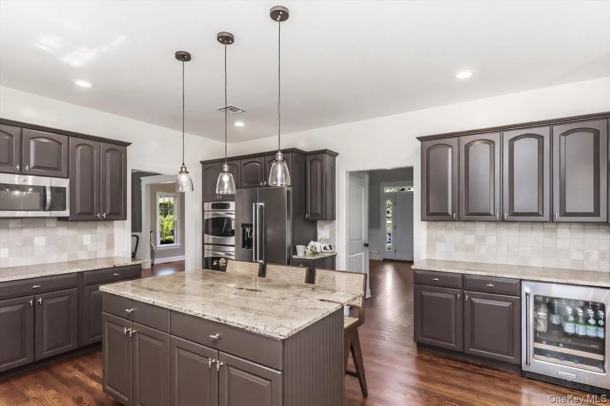 5 Preston Hollow Court, Huntington, NY, 5 Bedrooms Bedrooms, 9 Rooms Rooms,3 BathroomsBathrooms,Residential,For Rent,Preston Hollow,0,1035260 5 Preston Hollow Court, Huntington, NY, 5 Bedrooms Bedrooms, 9 Rooms Rooms,3 BathroomsBathrooms,Residential,For Rent,Preston Hollow,0,1035260