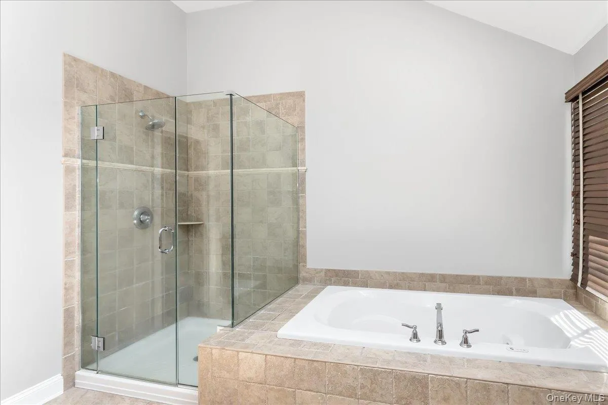 5 Preston Hollow Court, Huntington, NY, 5 Bedrooms Bedrooms, 9 Rooms Rooms,3 BathroomsBathrooms,Residential,For Rent,Preston Hollow,0,1035260 5 Preston Hollow Court, Huntington, NY, 5 Bedrooms Bedrooms, 9 Rooms Rooms,3 BathroomsBathrooms,Residential,For Rent,Preston Hollow,0,1035260