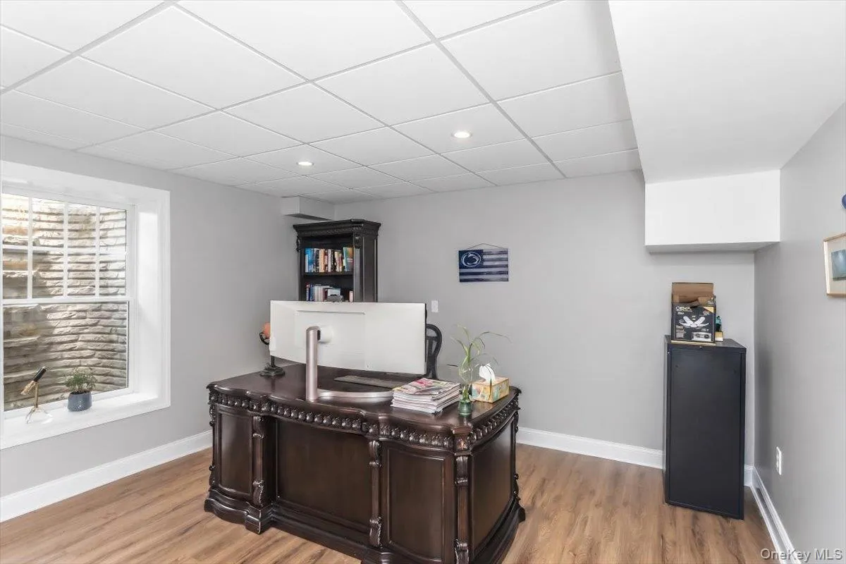 5 Preston Hollow Court, Huntington, NY, 5 Bedrooms Bedrooms, 9 Rooms Rooms,3 BathroomsBathrooms,Residential,For Rent,Preston Hollow,0,1035260 5 Preston Hollow Court, Huntington, NY, 5 Bedrooms Bedrooms, 9 Rooms Rooms,3 BathroomsBathrooms,Residential,For Rent,Preston Hollow,0,1035260
