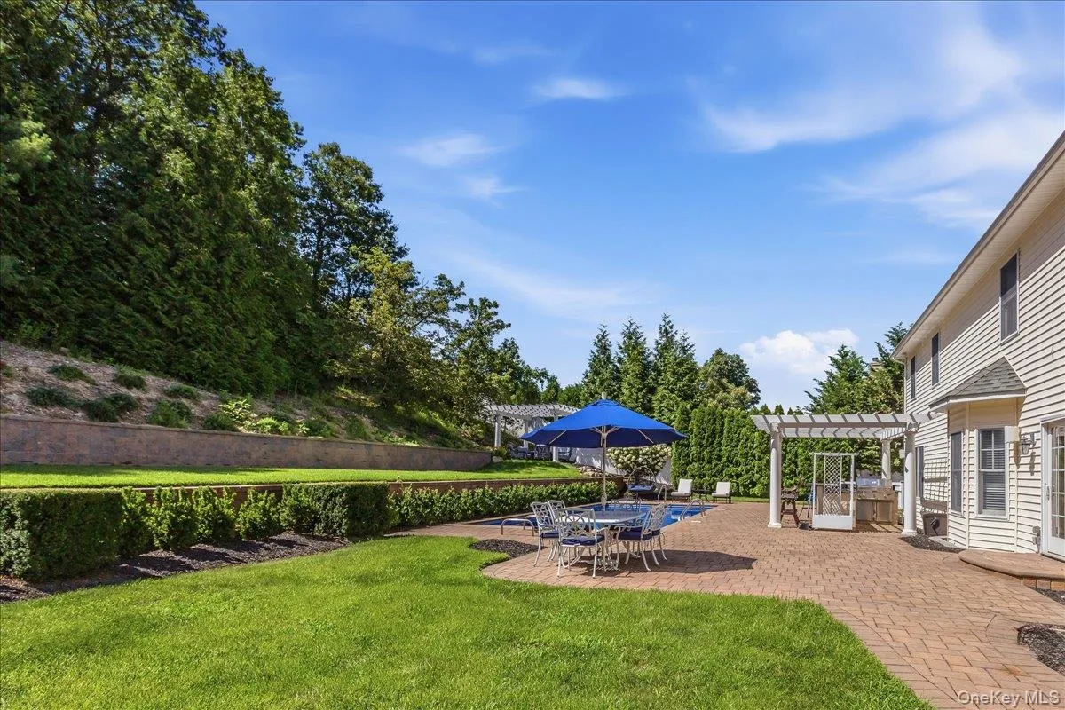 5 Preston Hollow Court, Huntington, NY, 5 Bedrooms Bedrooms, 9 Rooms Rooms,3 BathroomsBathrooms,Residential,For Rent,Preston Hollow,0,1035260 5 Preston Hollow Court, Huntington, NY, 5 Bedrooms Bedrooms, 9 Rooms Rooms,3 BathroomsBathrooms,Residential,For Rent,Preston Hollow,0,1035260