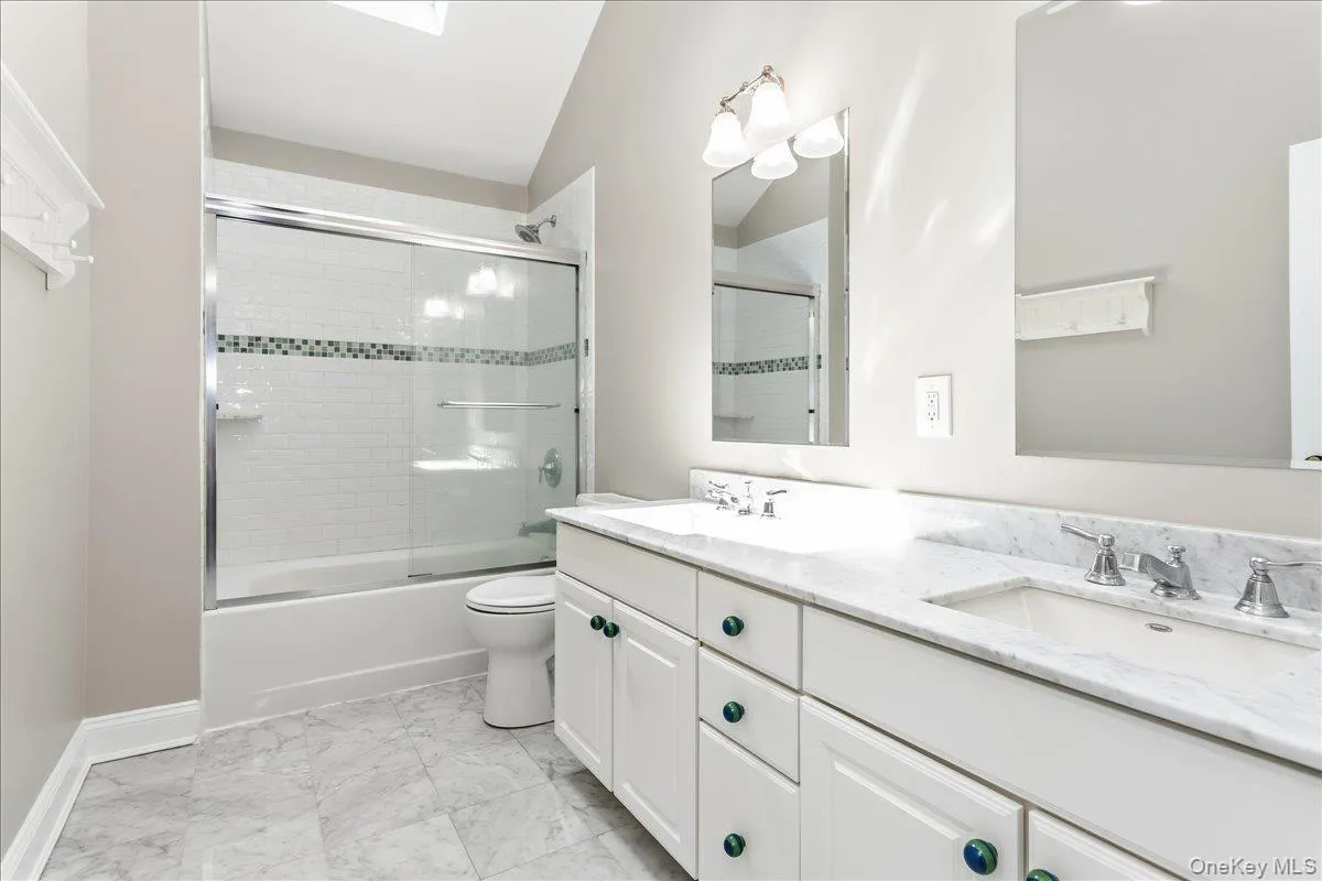 5 Preston Hollow Court, Huntington, NY, 5 Bedrooms Bedrooms, 9 Rooms Rooms,3 BathroomsBathrooms,Residential,For Rent,Preston Hollow,0,1035260 5 Preston Hollow Court, Huntington, NY, 5 Bedrooms Bedrooms, 9 Rooms Rooms,3 BathroomsBathrooms,Residential,For Rent,Preston Hollow,0,1035260