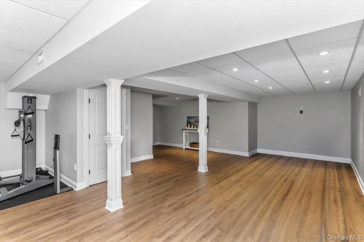 5 Preston Hollow Court, Huntington, NY, 5 Bedrooms Bedrooms, 9 Rooms Rooms,3 BathroomsBathrooms,Residential,For Rent,Preston Hollow,0,1035260 5 Preston Hollow Court, Huntington, NY, 5 Bedrooms Bedrooms, 9 Rooms Rooms,3 BathroomsBathrooms,Residential,For Rent,Preston Hollow,0,1035260