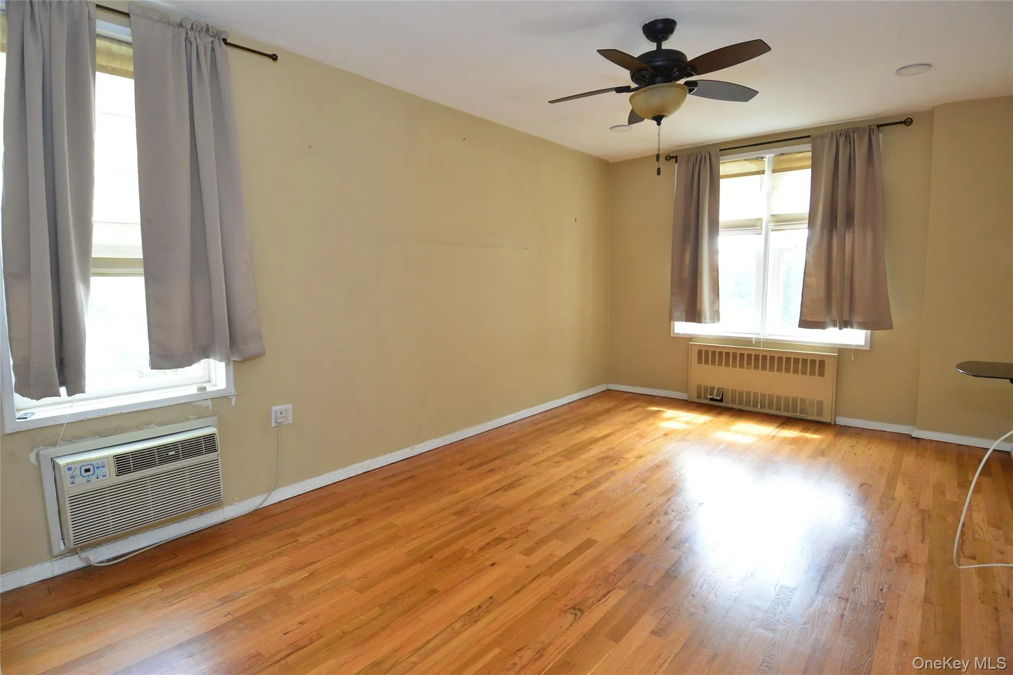 14 Westview Avenue, Eastchester, NY, 1 Bedroom Bedrooms, 4 Rooms Rooms,1 BathroomBathrooms,Residential Lease,For Rent,Westview Avenue,0,1035272 14 Westview Avenue, Eastchester, NY, 1 Bedroom Bedrooms, 4 Rooms Rooms,1 BathroomBathrooms,Residential Lease,For Rent,Westview Avenue,0,1035272