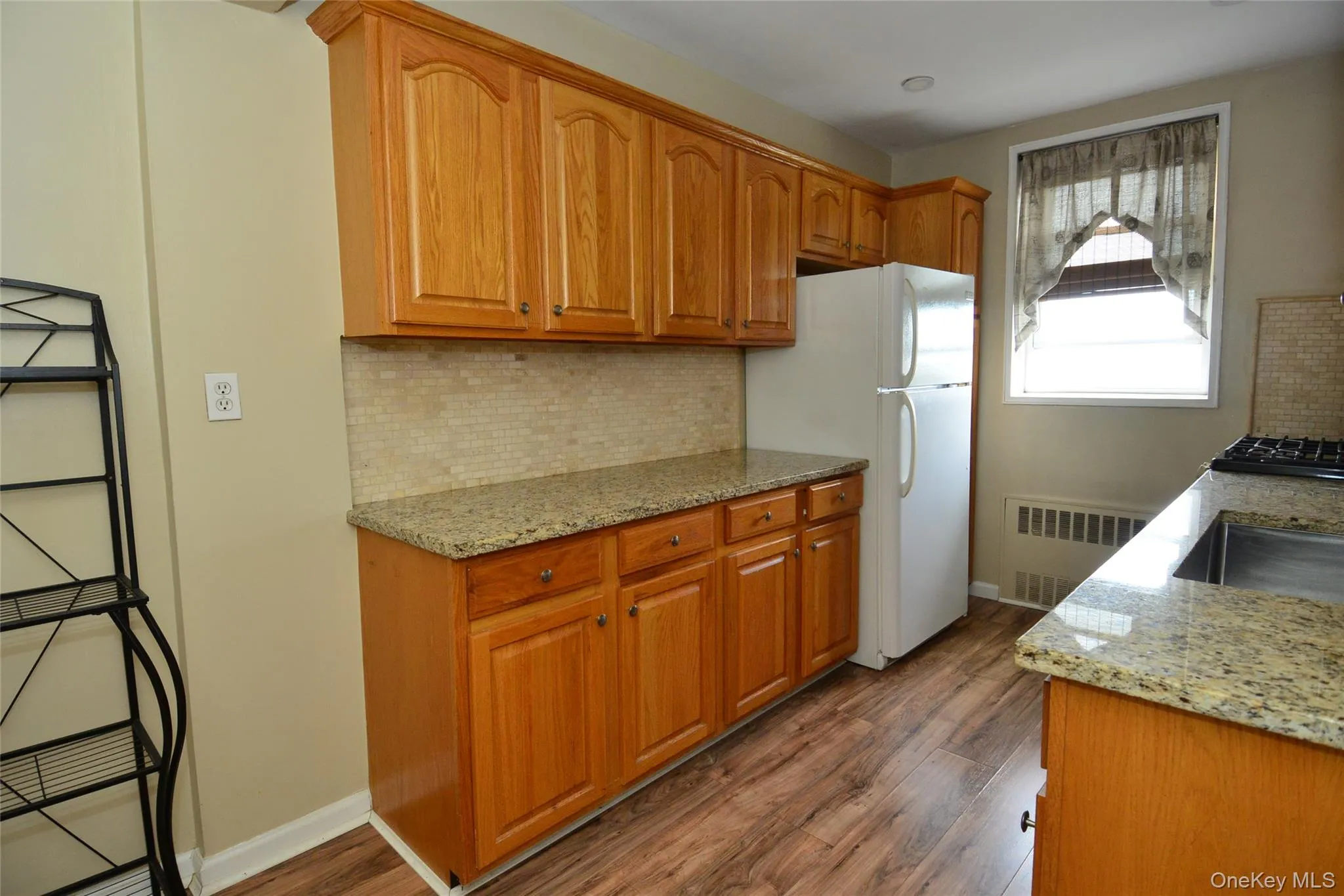 14 Westview Avenue, Eastchester, NY, 1 Bedroom Bedrooms, 4 Rooms Rooms,1 BathroomBathrooms,Residential Lease,For Rent,Westview Avenue,0,1035272 14 Westview Avenue, Eastchester, NY, 1 Bedroom Bedrooms, 4 Rooms Rooms,1 BathroomBathrooms,Residential Lease,For Rent,Westview Avenue,0,1035272