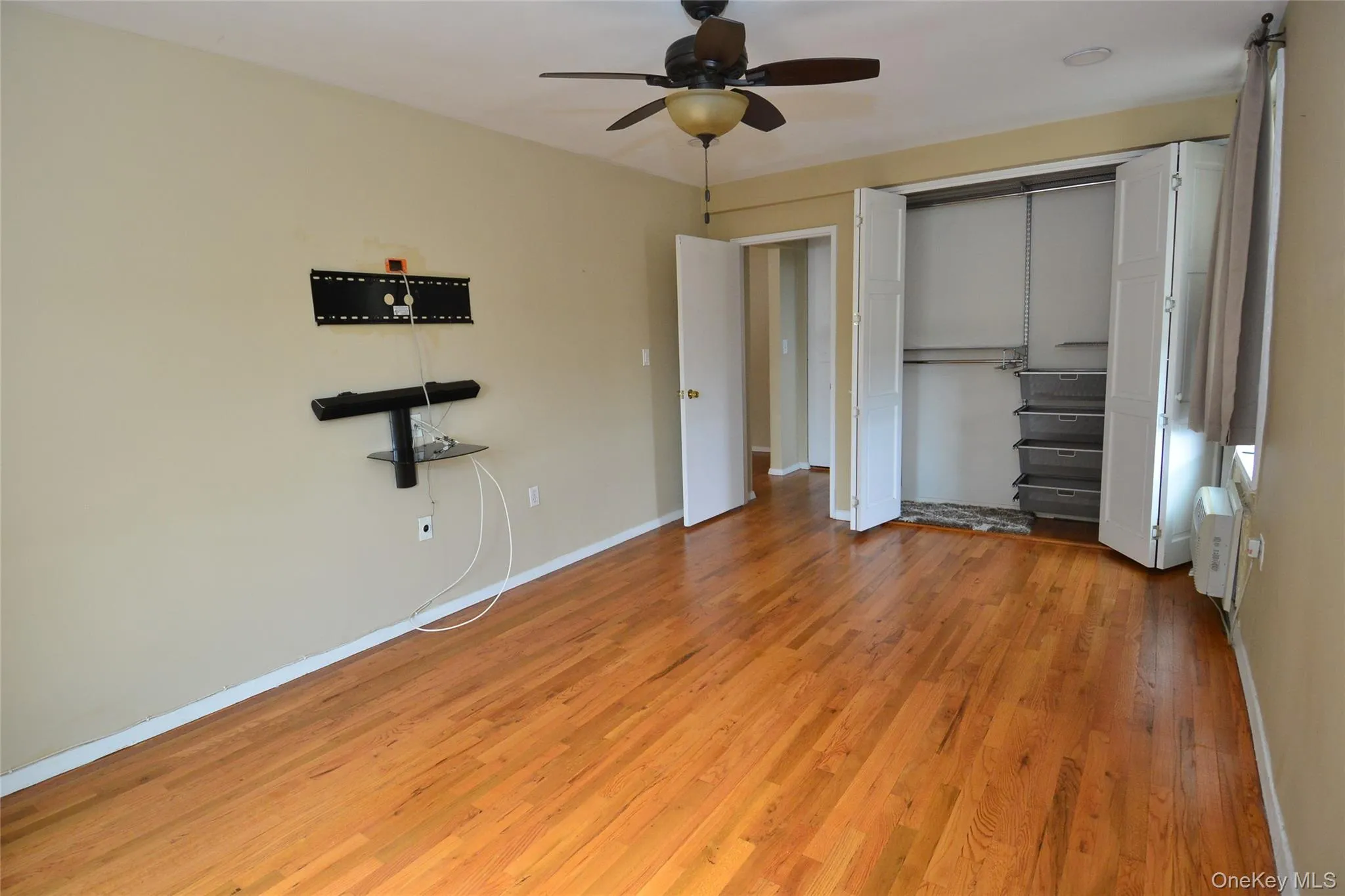 14 Westview Avenue, Eastchester, NY, 1 Bedroom Bedrooms, 4 Rooms Rooms,1 BathroomBathrooms,Residential Lease,For Rent,Westview Avenue,0,1035272 14 Westview Avenue, Eastchester, NY, 1 Bedroom Bedrooms, 4 Rooms Rooms,1 BathroomBathrooms,Residential Lease,For Rent,Westview Avenue,0,1035272