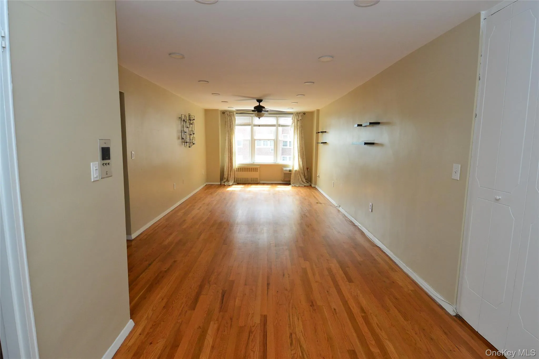 14 Westview Avenue, Eastchester, NY, 1 Bedroom Bedrooms, 4 Rooms Rooms,1 BathroomBathrooms,Residential Lease,For Rent,Westview Avenue,0,1035272 14 Westview Avenue, Eastchester, NY, 1 Bedroom Bedrooms, 4 Rooms Rooms,1 BathroomBathrooms,Residential Lease,For Rent,Westview Avenue,0,1035272