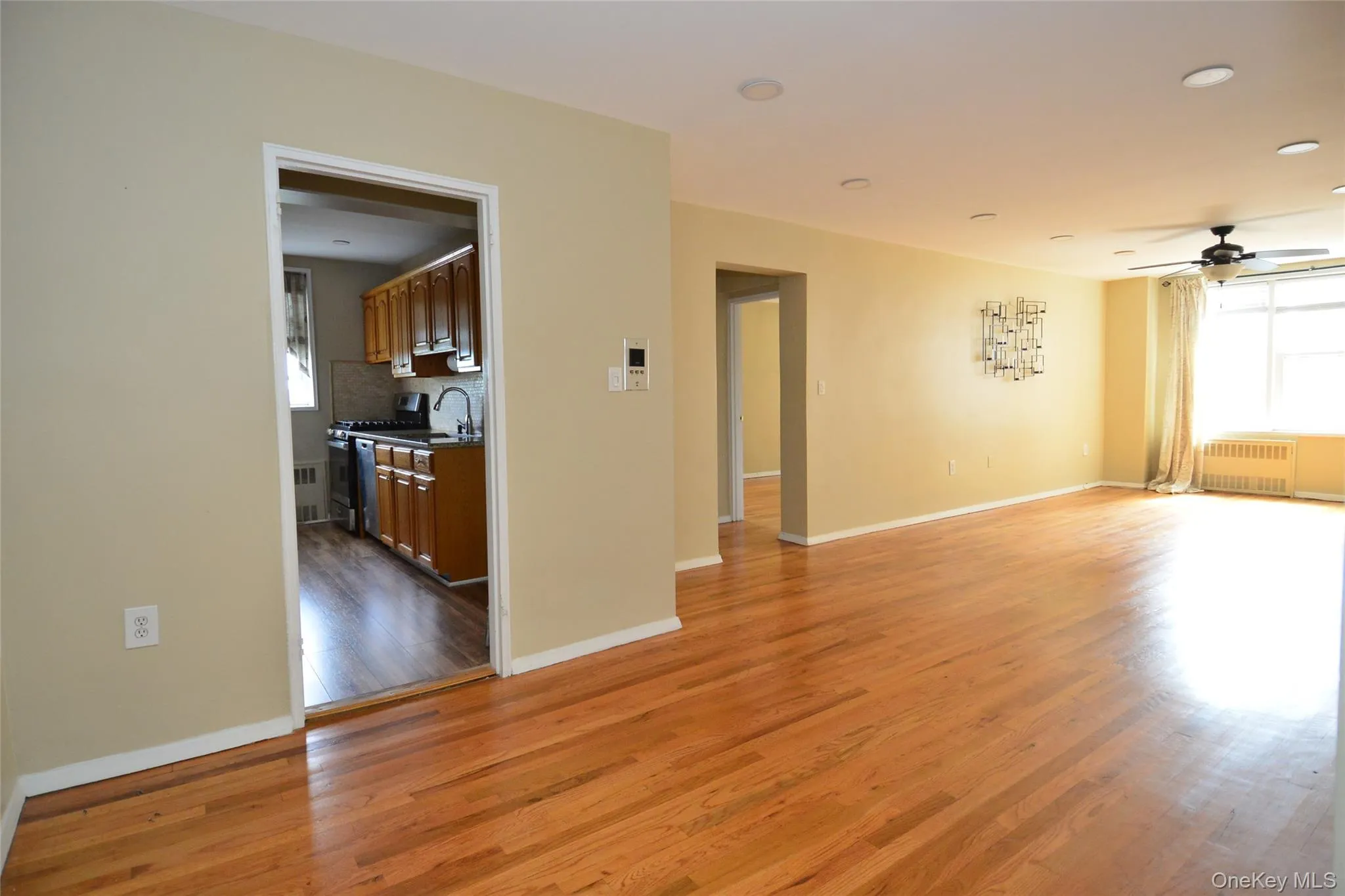 14 Westview Avenue, Eastchester, NY, 1 Bedroom Bedrooms, 4 Rooms Rooms,1 BathroomBathrooms,Residential Lease,For Rent,Westview Avenue,0,1035272 14 Westview Avenue, Eastchester, NY, 1 Bedroom Bedrooms, 4 Rooms Rooms,1 BathroomBathrooms,Residential Lease,For Rent,Westview Avenue,0,1035272