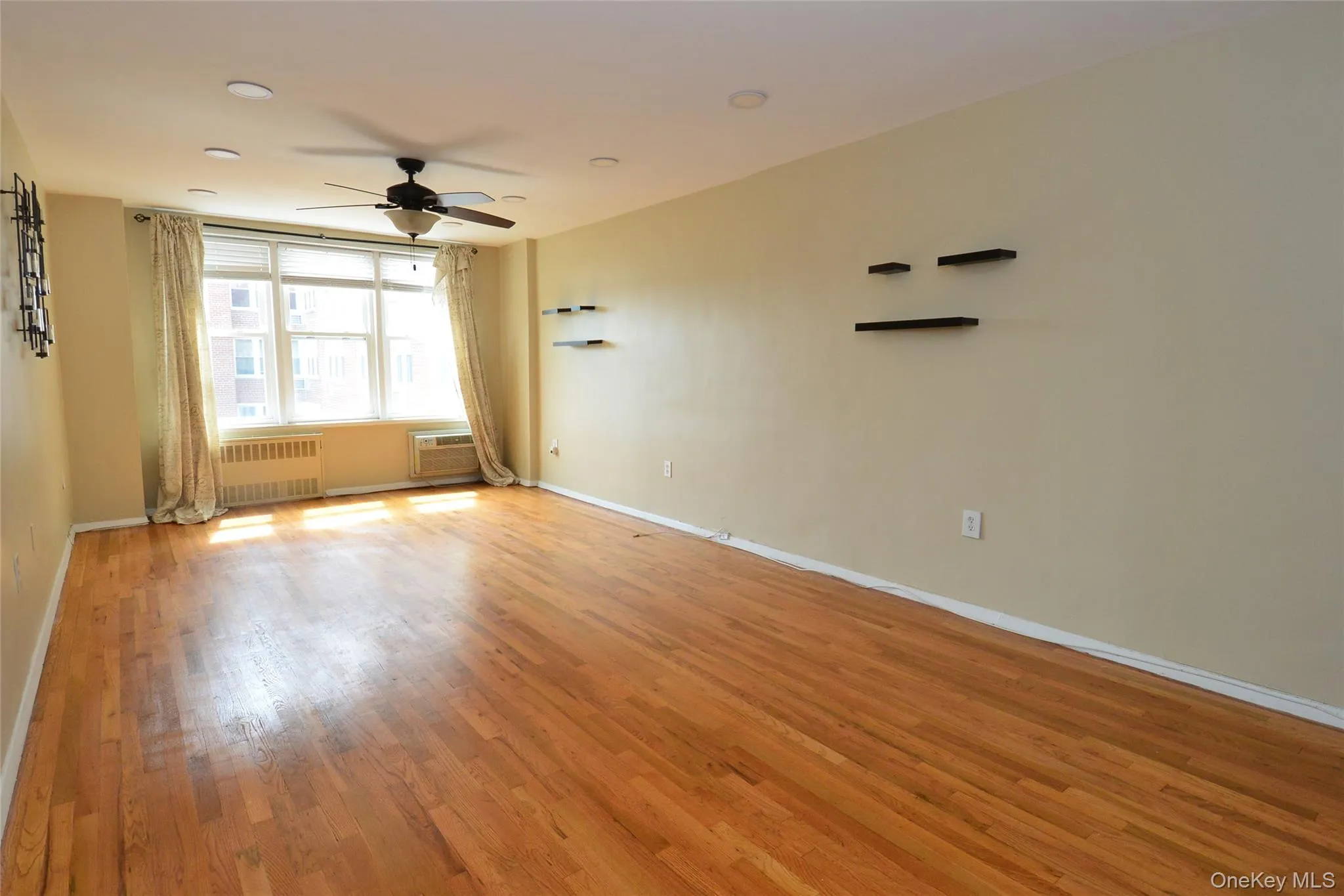 14 Westview Avenue, Eastchester, NY, 1 Bedroom Bedrooms, 4 Rooms Rooms,1 BathroomBathrooms,Residential Lease,For Rent,Westview Avenue,0,1035272 14 Westview Avenue, Eastchester, NY, 1 Bedroom Bedrooms, 4 Rooms Rooms,1 BathroomBathrooms,Residential Lease,For Rent,Westview Avenue,0,1035272