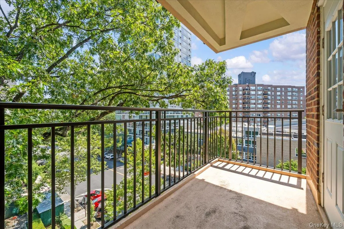3720 Independence Avenue, New York, NY, 2 Bedrooms Bedrooms, 5 Rooms Rooms,2 BathroomsBathrooms,Residential,For Rent,Independence,0,1035273 3720 Independence Avenue, New York, NY, 2 Bedrooms Bedrooms, 5 Rooms Rooms,2 BathroomsBathrooms,Residential,For Rent,Independence,0,1035273