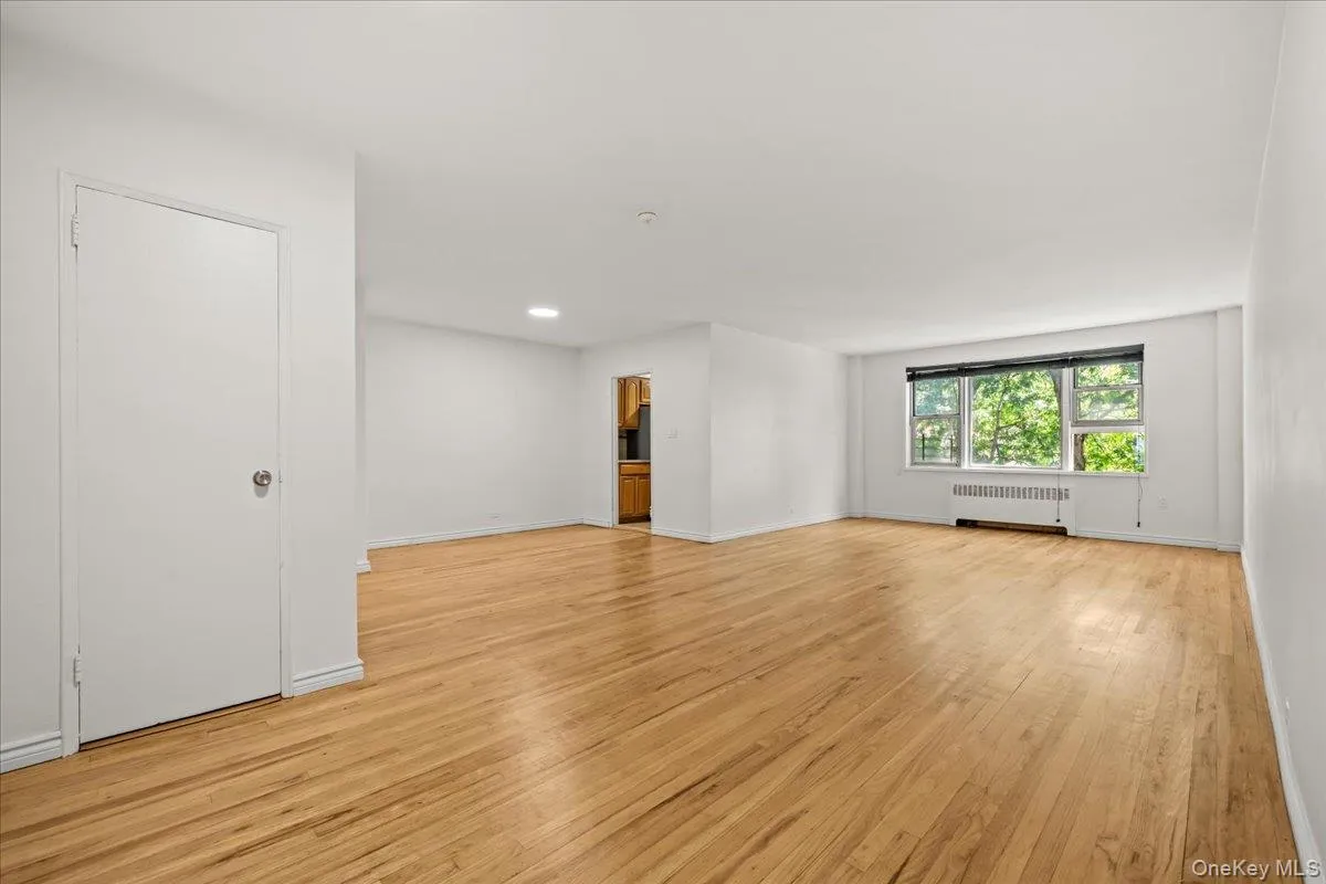 3720 Independence Avenue, New York, NY, 2 Bedrooms Bedrooms, 5 Rooms Rooms,2 BathroomsBathrooms,Residential,For Rent,Independence,0,1035273 3720 Independence Avenue, New York, NY, 2 Bedrooms Bedrooms, 5 Rooms Rooms,2 BathroomsBathrooms,Residential,For Rent,Independence,0,1035273