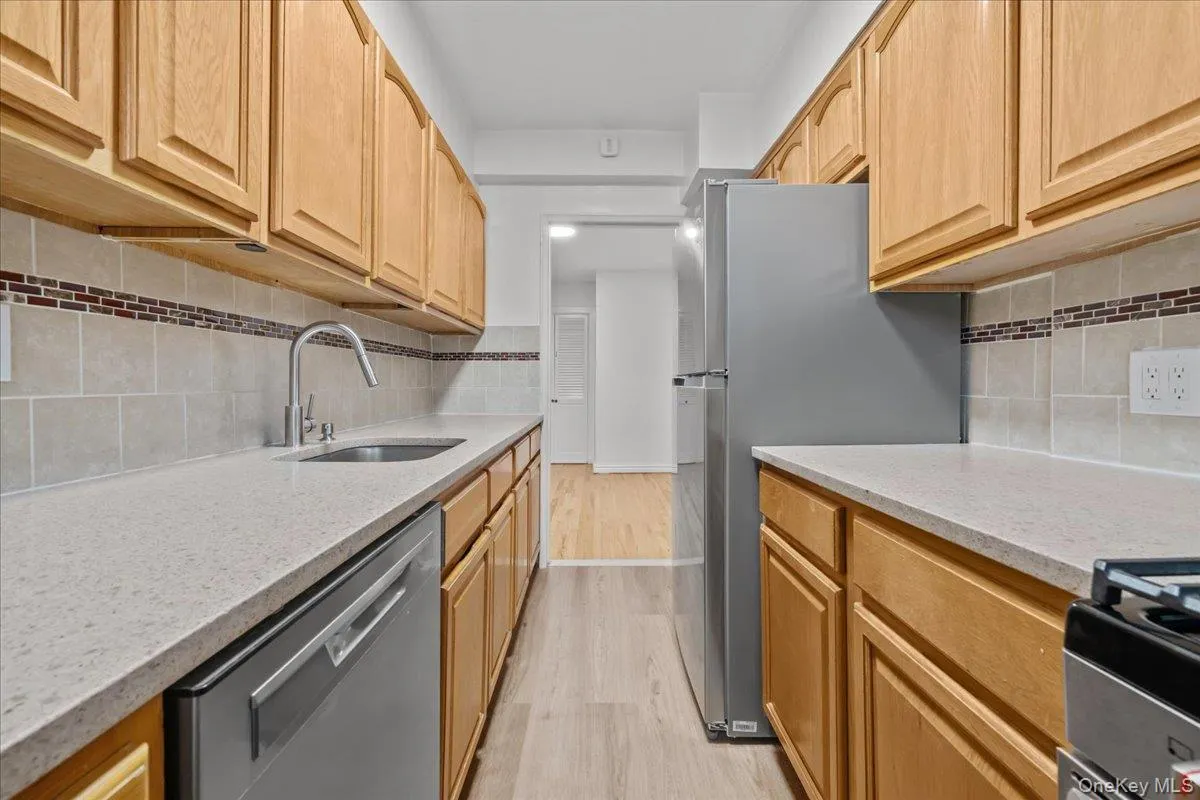 3720 Independence Avenue, New York, NY, 2 Bedrooms Bedrooms, 5 Rooms Rooms,2 BathroomsBathrooms,Residential,For Rent,Independence,0,1035273 3720 Independence Avenue, New York, NY, 2 Bedrooms Bedrooms, 5 Rooms Rooms,2 BathroomsBathrooms,Residential,For Rent,Independence,0,1035273