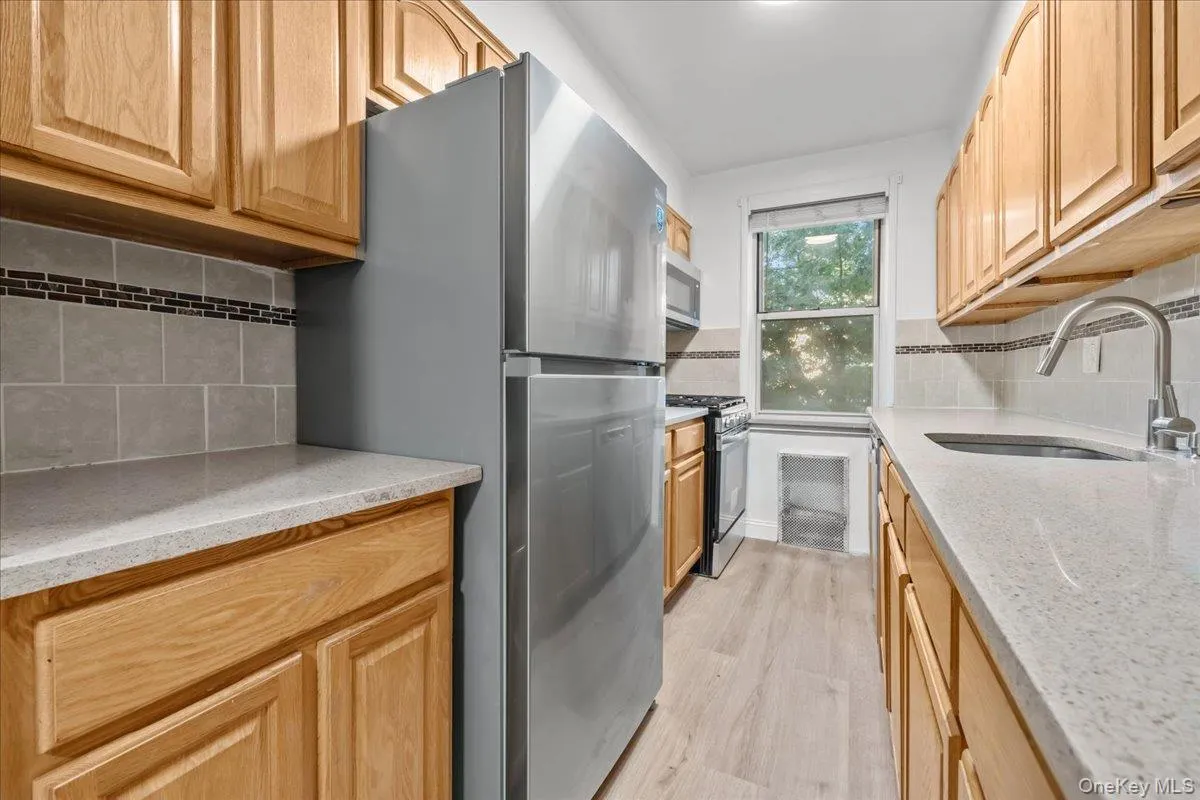 3720 Independence Avenue, New York, NY, 2 Bedrooms Bedrooms, 5 Rooms Rooms,2 BathroomsBathrooms,Residential,For Rent,Independence,0,1035273 3720 Independence Avenue, New York, NY, 2 Bedrooms Bedrooms, 5 Rooms Rooms,2 BathroomsBathrooms,Residential,For Rent,Independence,0,1035273