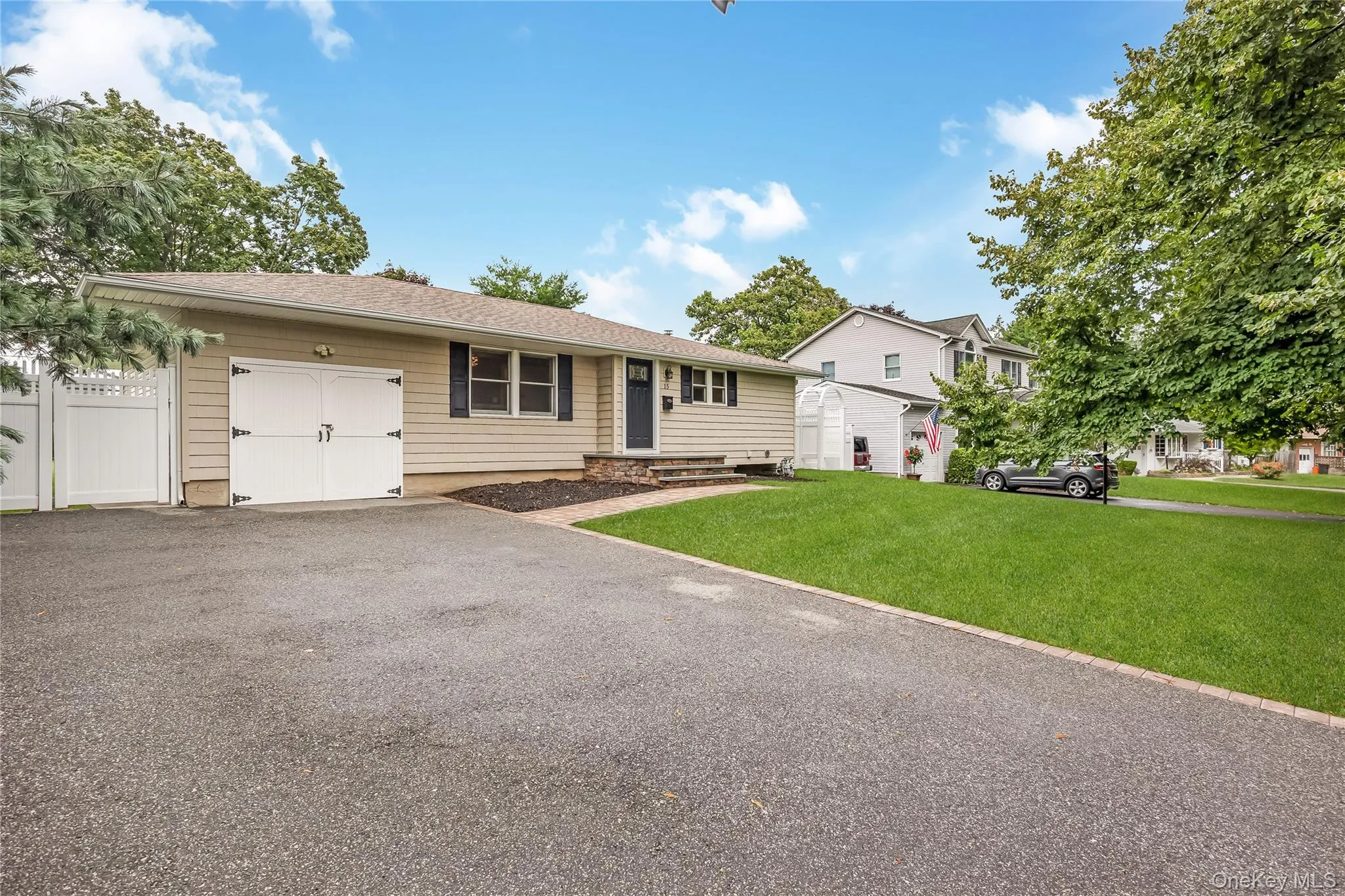 15 Dewey Road, Smithtown, NY, 3 Bedrooms Bedrooms, 6 Rooms Rooms,2 BathroomsBathrooms,Residential,For Rent,Dewey,0,1035282 15 Dewey Road, Smithtown, NY, 3 Bedrooms Bedrooms, 6 Rooms Rooms,2 BathroomsBathrooms,Residential,For Rent,Dewey,0,1035282