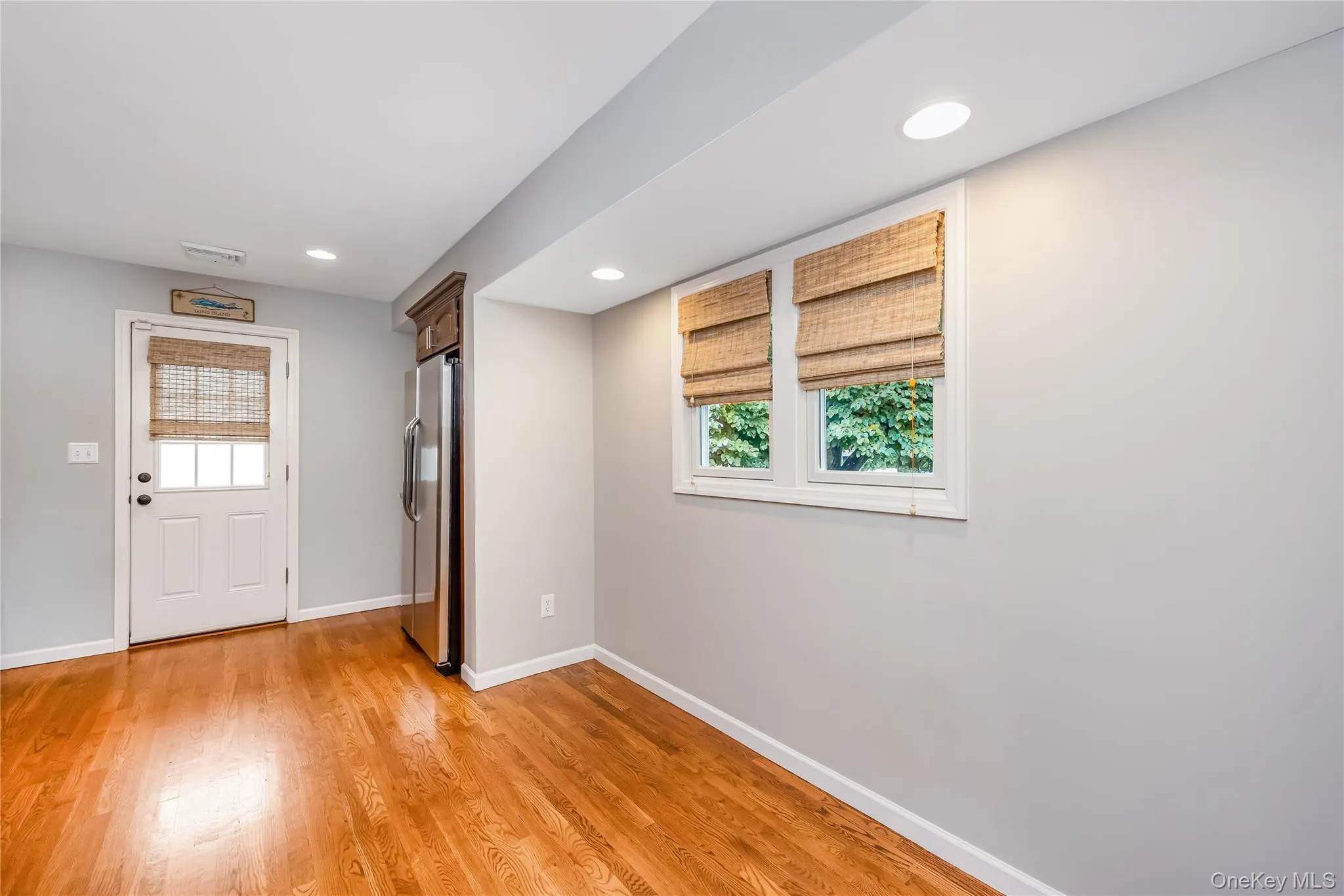 15 Dewey Road, Smithtown, NY, 3 Bedrooms Bedrooms, 6 Rooms Rooms,2 BathroomsBathrooms,Residential,For Rent,Dewey,0,1035282 15 Dewey Road, Smithtown, NY, 3 Bedrooms Bedrooms, 6 Rooms Rooms,2 BathroomsBathrooms,Residential,For Rent,Dewey,0,1035282