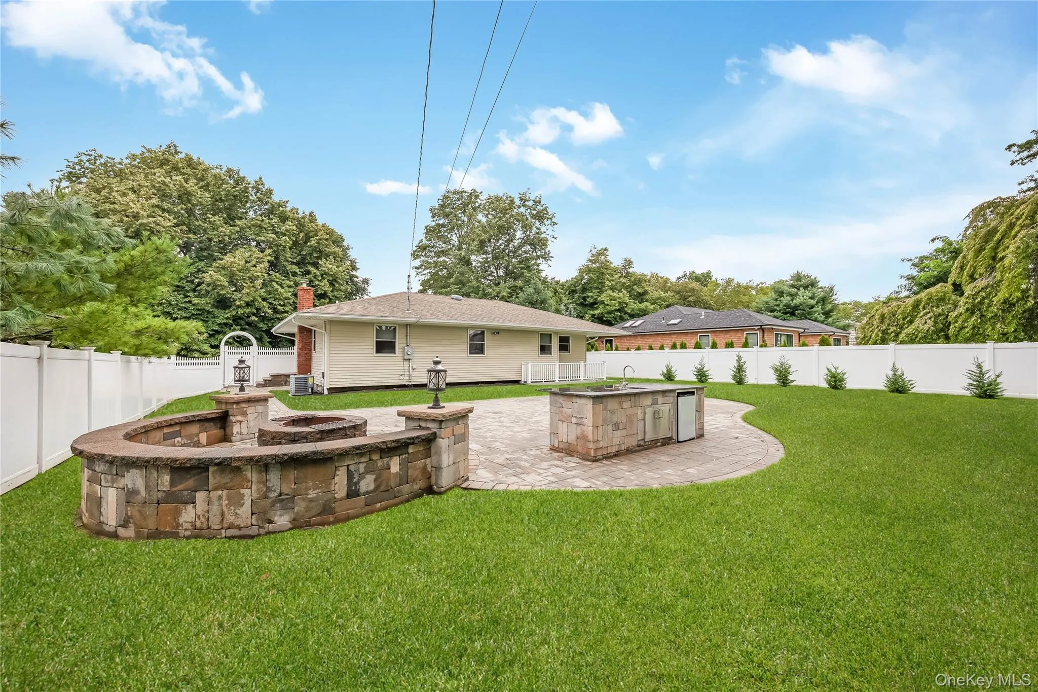 15 Dewey Road, Smithtown, NY, 3 Bedrooms Bedrooms, 6 Rooms Rooms,2 BathroomsBathrooms,Residential,For Rent,Dewey,0,1035282 15 Dewey Road, Smithtown, NY, 3 Bedrooms Bedrooms, 6 Rooms Rooms,2 BathroomsBathrooms,Residential,For Rent,Dewey,0,1035282