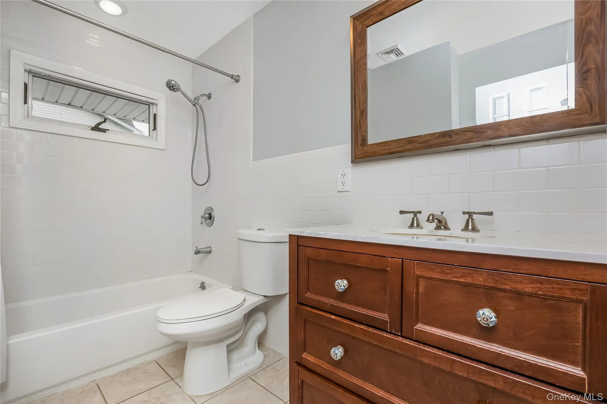 15 Dewey Road, Smithtown, NY, 3 Bedrooms Bedrooms, 6 Rooms Rooms,2 BathroomsBathrooms,Residential,For Rent,Dewey,0,1035282 15 Dewey Road, Smithtown, NY, 3 Bedrooms Bedrooms, 6 Rooms Rooms,2 BathroomsBathrooms,Residential,For Rent,Dewey,0,1035282