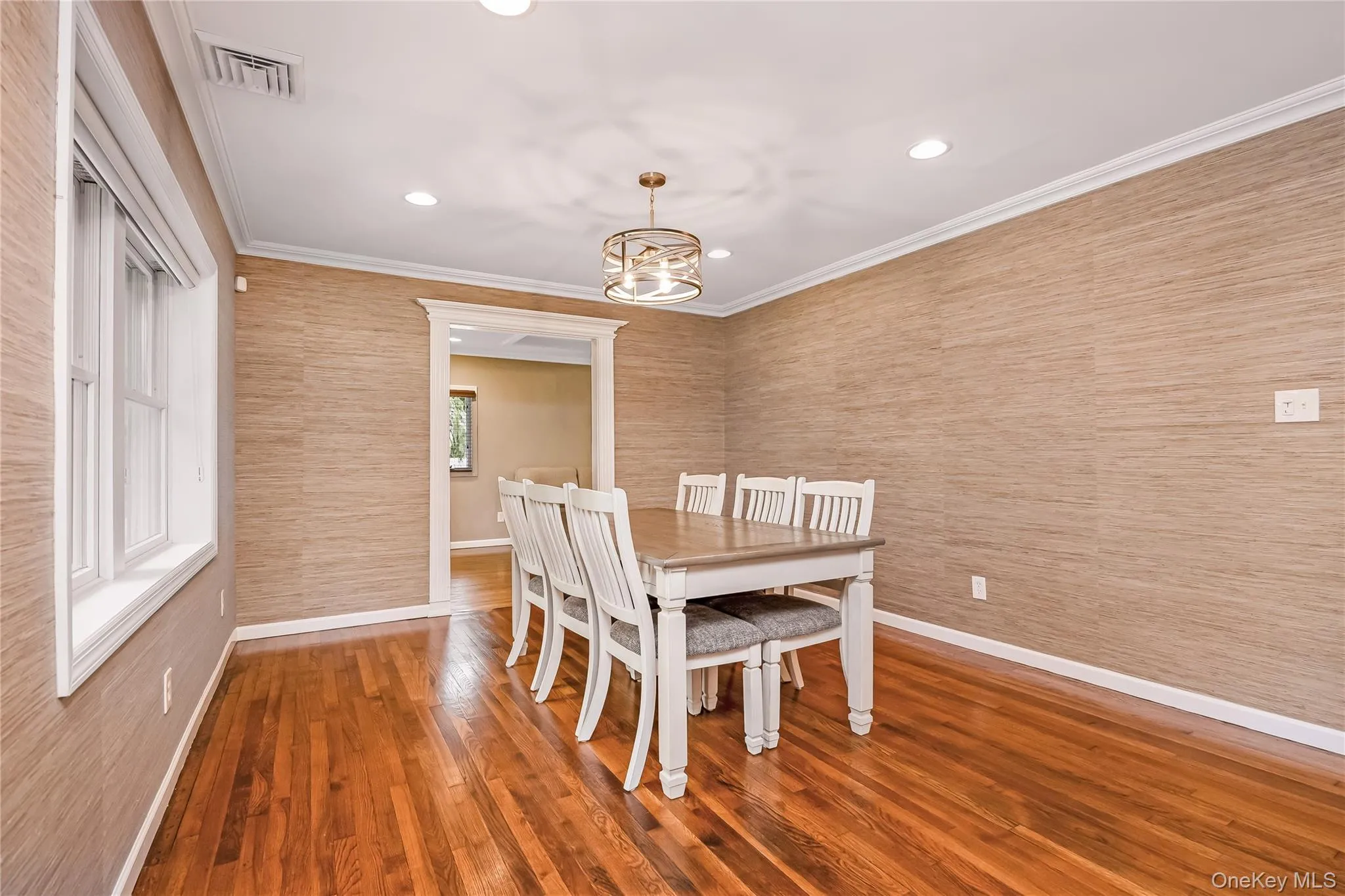 15 Dewey Road, Smithtown, NY, 3 Bedrooms Bedrooms, 6 Rooms Rooms,2 BathroomsBathrooms,Residential,For Rent,Dewey,0,1035282 15 Dewey Road, Smithtown, NY, 3 Bedrooms Bedrooms, 6 Rooms Rooms,2 BathroomsBathrooms,Residential,For Rent,Dewey,0,1035282