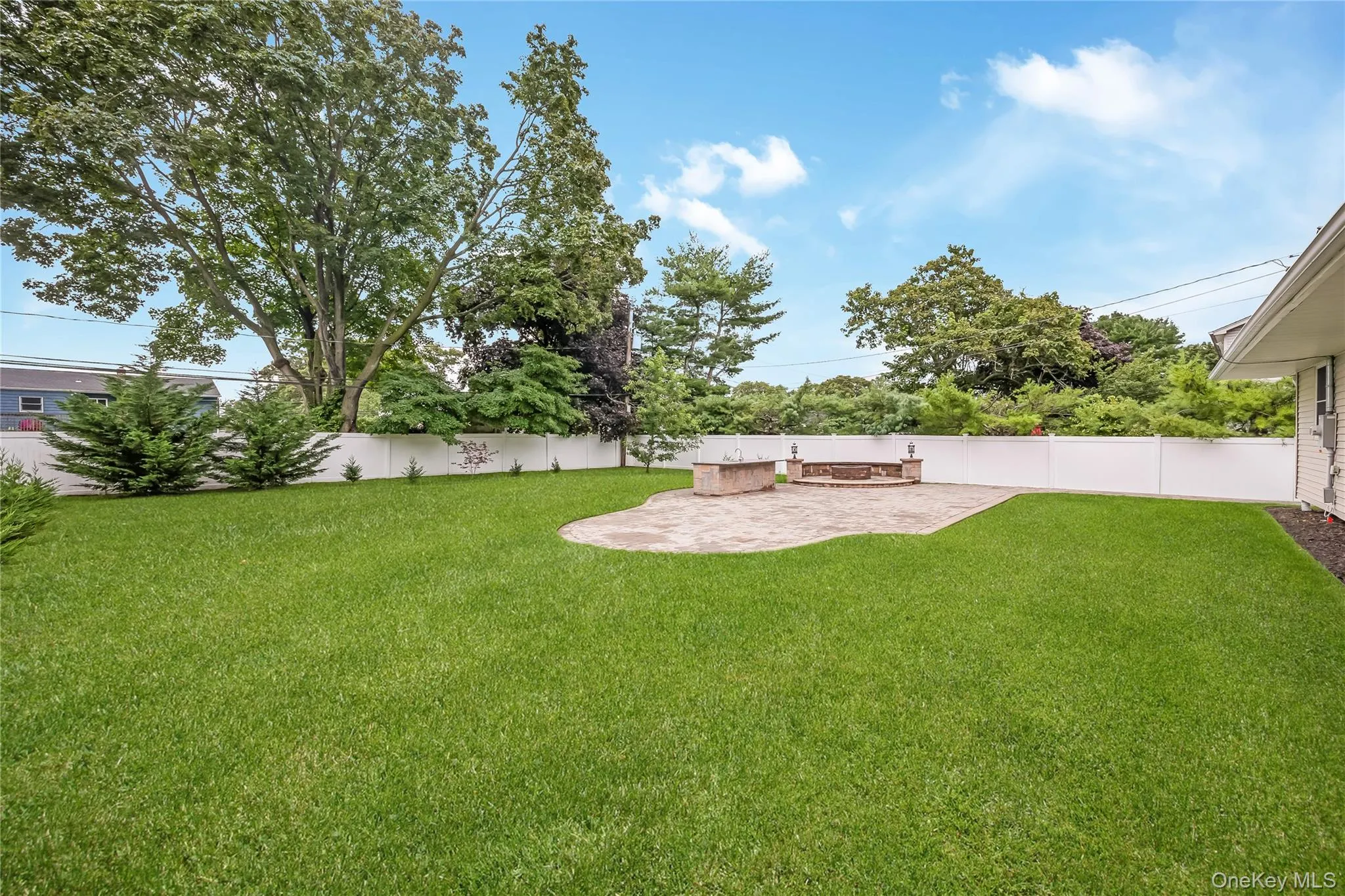 15 Dewey Road, Smithtown, NY, 3 Bedrooms Bedrooms, 6 Rooms Rooms,2 BathroomsBathrooms,Residential,For Rent,Dewey,0,1035282 15 Dewey Road, Smithtown, NY, 3 Bedrooms Bedrooms, 6 Rooms Rooms,2 BathroomsBathrooms,Residential,For Rent,Dewey,0,1035282