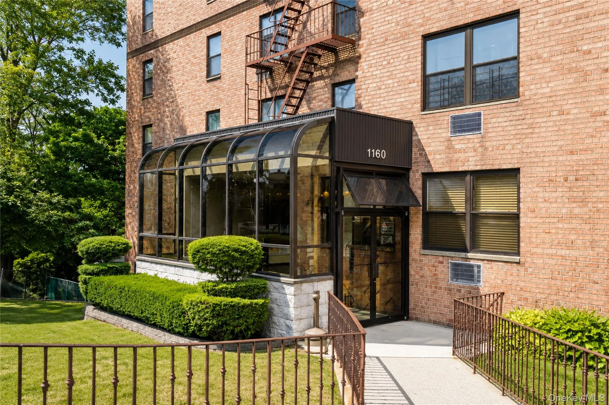 1160 Richmond Road, New York, NY, 1 Bedroom Bedrooms, 5 Rooms Rooms,1 BathroomBathrooms,Residential,For Rent,Richmond,0,1035285 1160 Richmond Road, New York, NY, 1 Bedroom Bedrooms, 5 Rooms Rooms,1 BathroomBathrooms,Residential,For Rent,Richmond,0,1035285