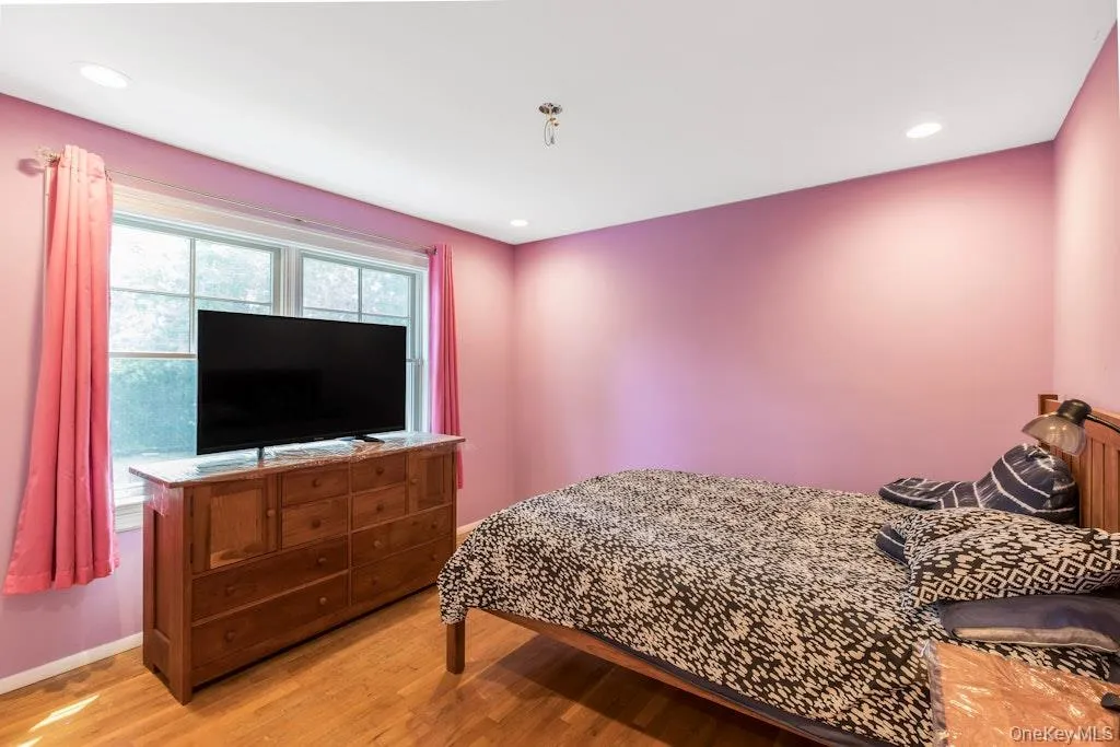111 Tiana Road, Southampton, NY, 4 Bedrooms Bedrooms, 6 Rooms Rooms,2 BathroomsBathrooms,Residential,For Rent,Tiana,0,1035288 111 Tiana Road, Southampton, NY, 4 Bedrooms Bedrooms, 6 Rooms Rooms,2 BathroomsBathrooms,Residential,For Rent,Tiana,0,1035288