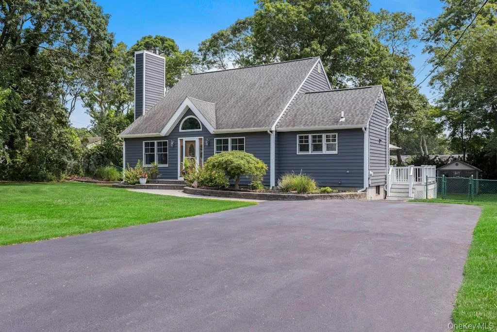 111 Tiana Road, Southampton, NY, 4 Bedrooms Bedrooms, 6 Rooms Rooms,2 BathroomsBathrooms,Residential,For Rent,Tiana,0,1035288 111 Tiana Road, Southampton, NY, 4 Bedrooms Bedrooms, 6 Rooms Rooms,2 BathroomsBathrooms,Residential,For Rent,Tiana,0,1035288