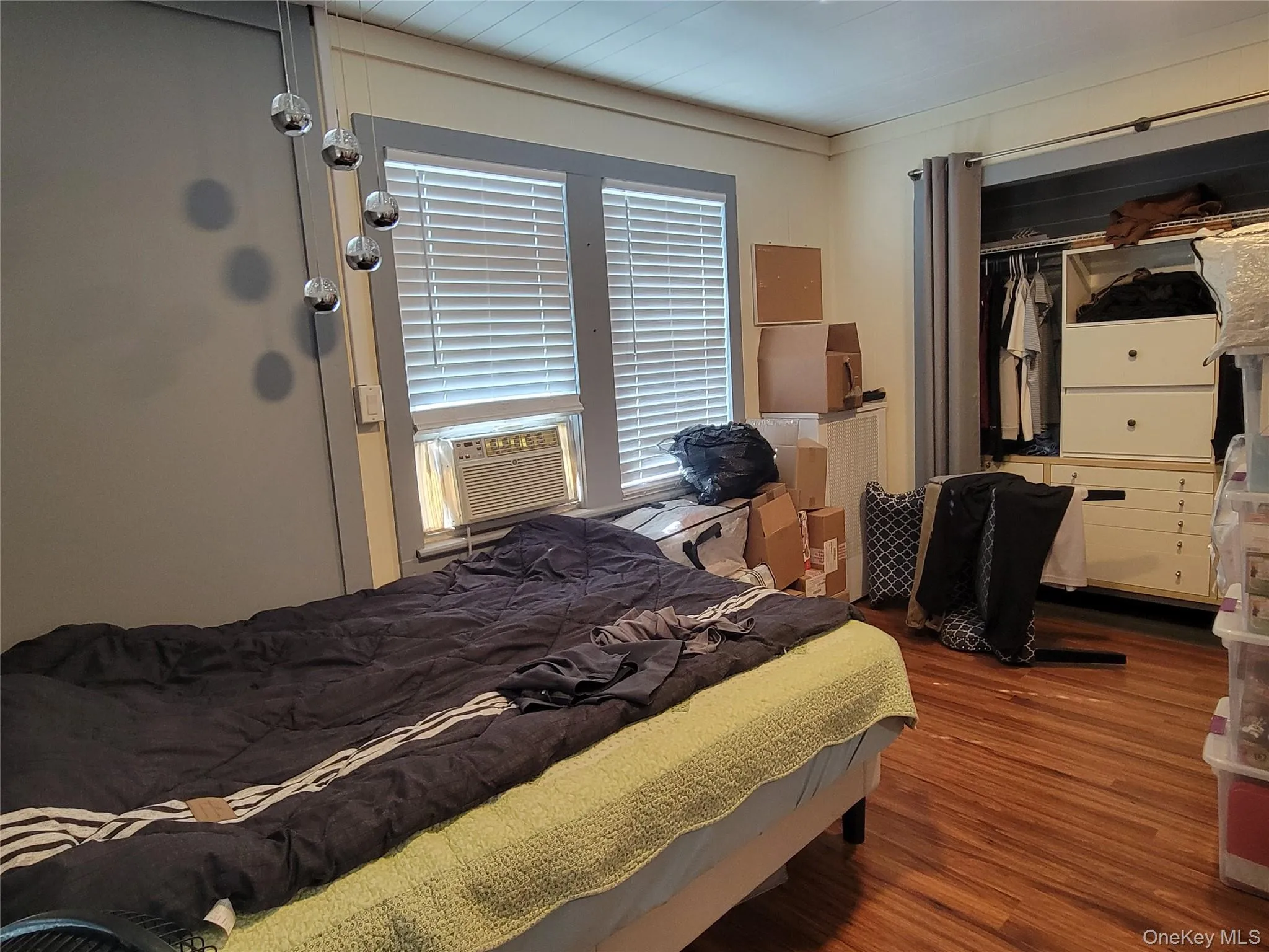 35-26 154th Street, New York, NY, 3 Bedrooms Bedrooms, 6 Rooms Rooms,2 BathroomsBathrooms,Residential,For Rent,154th,0,1035300 35-26 154th Street, New York, NY, 3 Bedrooms Bedrooms, 6 Rooms Rooms,2 BathroomsBathrooms,Residential,For Rent,154th,0,1035300