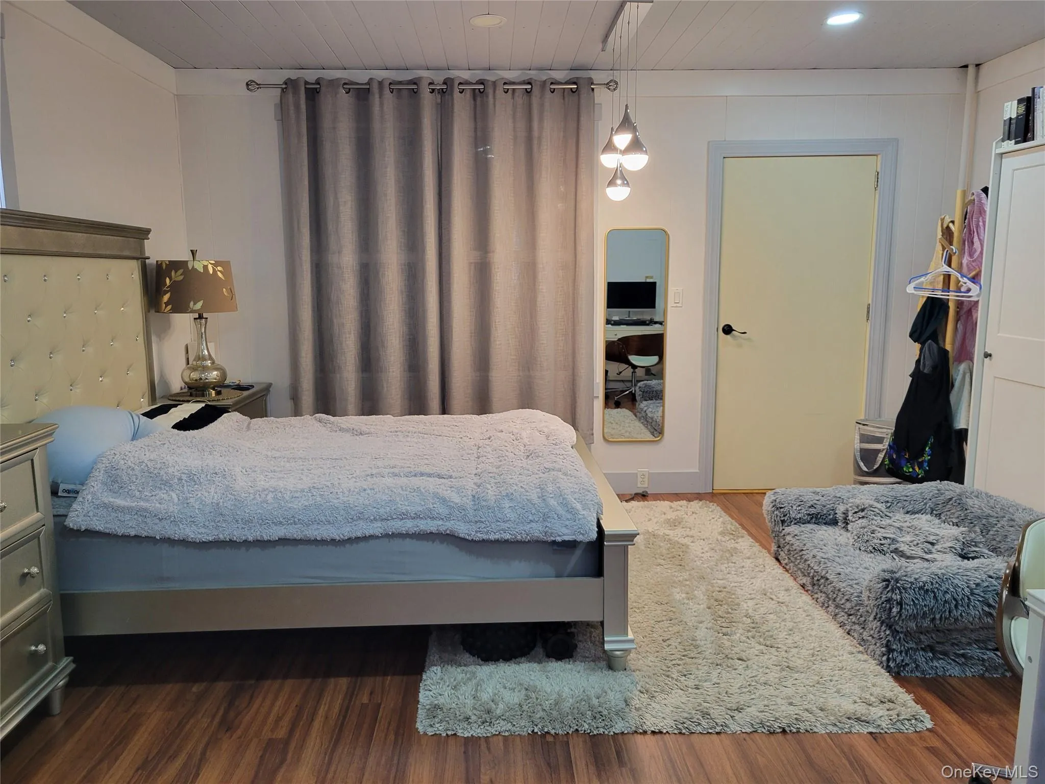 35-26 154th Street, New York, NY, 3 Bedrooms Bedrooms, 6 Rooms Rooms,2 BathroomsBathrooms,Residential,For Rent,154th,0,1035300 35-26 154th Street, New York, NY, 3 Bedrooms Bedrooms, 6 Rooms Rooms,2 BathroomsBathrooms,Residential,For Rent,154th,0,1035300