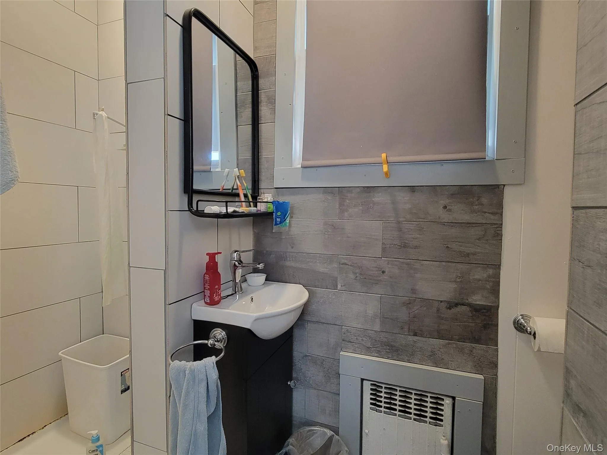 35-26 154th Street, New York, NY, 3 Bedrooms Bedrooms, 6 Rooms Rooms,2 BathroomsBathrooms,Residential,For Rent,154th,0,1035300 35-26 154th Street, New York, NY, 3 Bedrooms Bedrooms, 6 Rooms Rooms,2 BathroomsBathrooms,Residential,For Rent,154th,0,1035300