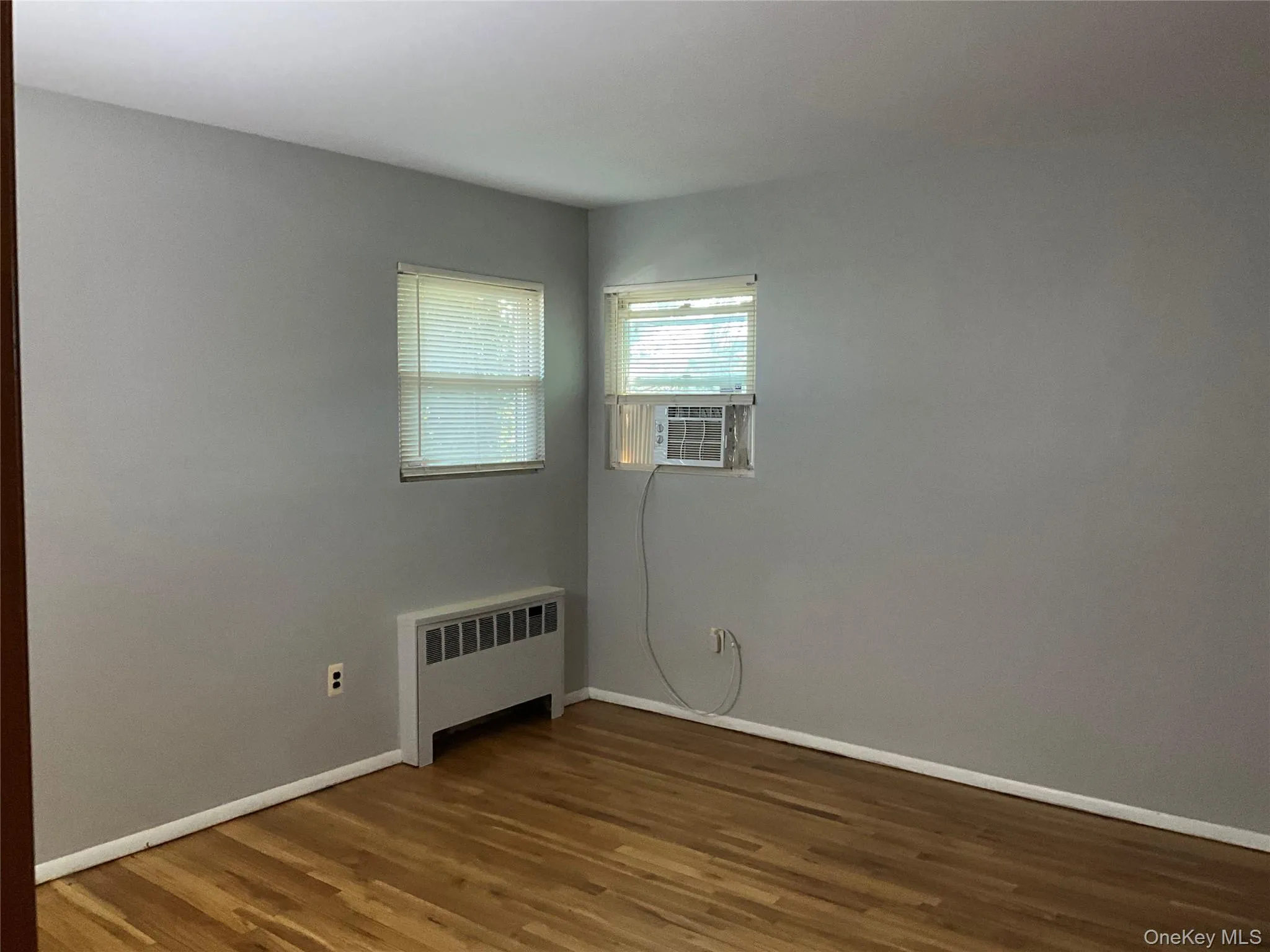 195 Central Park Road, Oyster Bay, NY, 3 Bedrooms Bedrooms, 7 Rooms Rooms,1 BathroomBathrooms,Residential Lease,For Rent,Central Park,0,1035303 195 Central Park Road, Oyster Bay, NY, 3 Bedrooms Bedrooms, 7 Rooms Rooms,1 BathroomBathrooms,Residential Lease,For Rent,Central Park,0,1035303