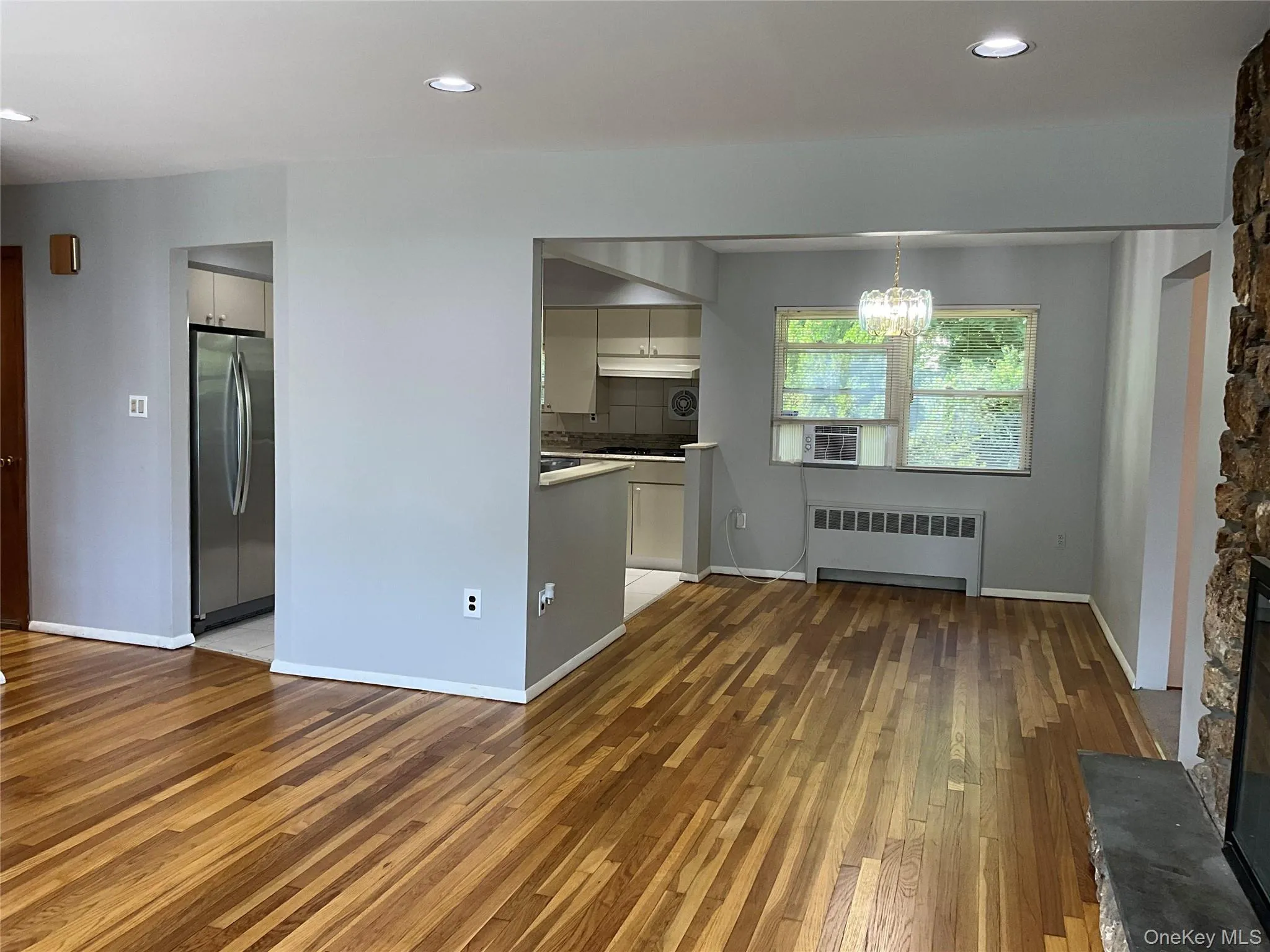 195 Central Park Road, Oyster Bay, NY, 3 Bedrooms Bedrooms, 7 Rooms Rooms,1 BathroomBathrooms,Residential Lease,For Rent,Central Park,0,1035303 195 Central Park Road, Oyster Bay, NY, 3 Bedrooms Bedrooms, 7 Rooms Rooms,1 BathroomBathrooms,Residential Lease,For Rent,Central Park,0,1035303