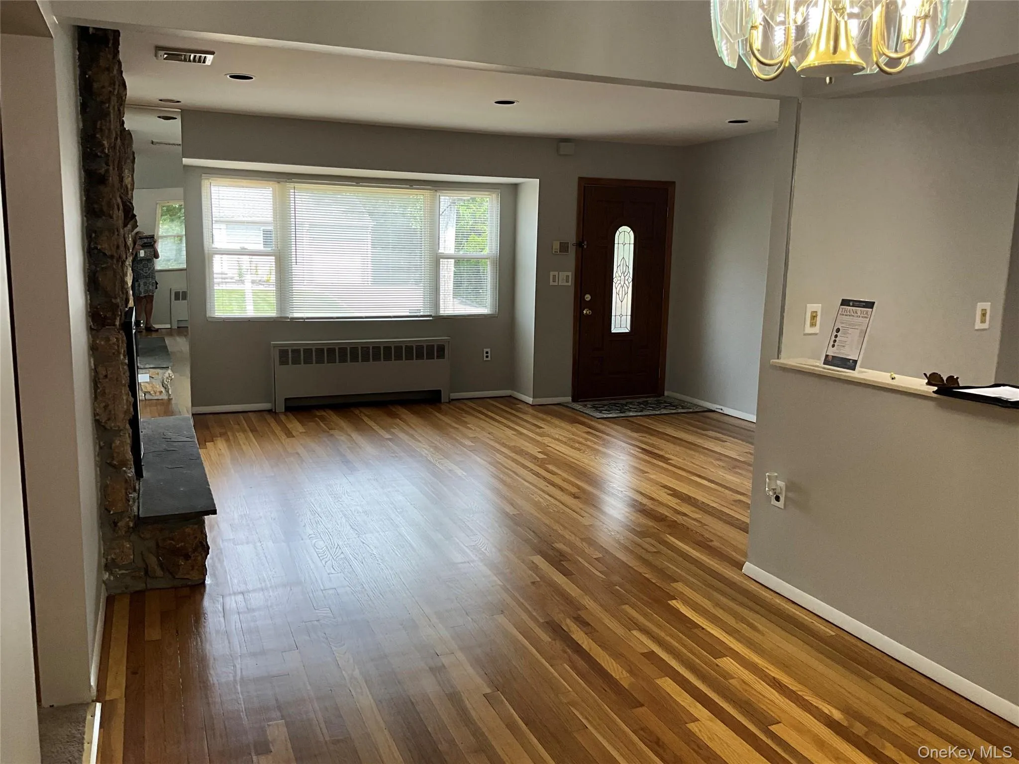 195 Central Park Road, Oyster Bay, NY, 3 Bedrooms Bedrooms, 7 Rooms Rooms,2 BathroomsBathrooms,Residential Lease,For Rent,Central Park,0,1035303 195 Central Park Road, Oyster Bay, NY, 3 Bedrooms Bedrooms, 7 Rooms Rooms,2 BathroomsBathrooms,Residential Lease,For Rent,Central Park,0,1035303