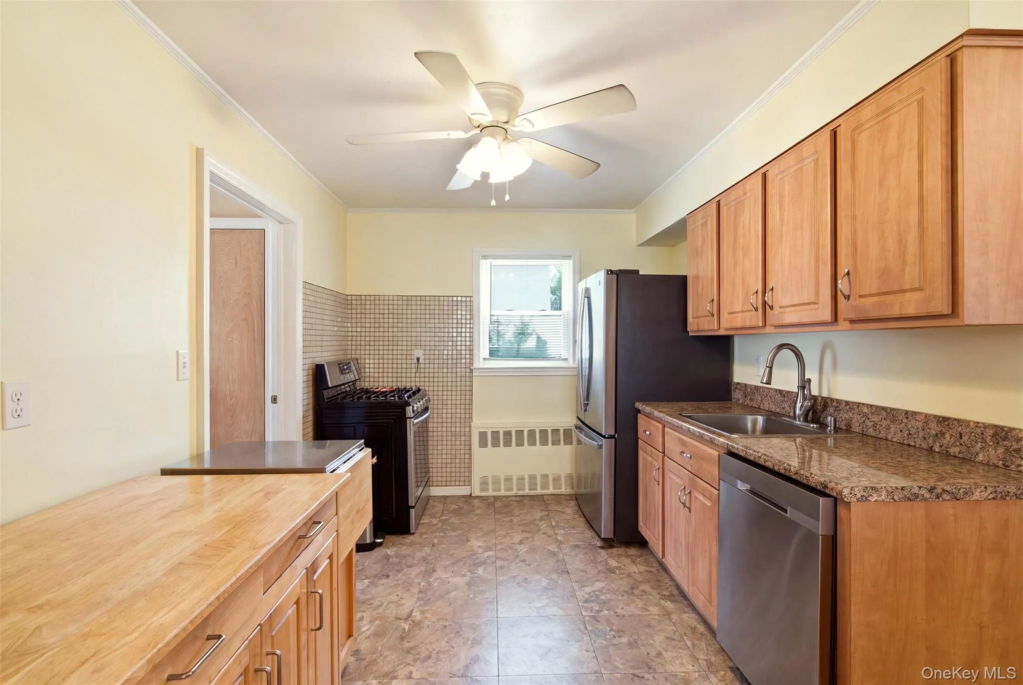 24 Broadmoor Lane, North Hempstead, NY, 5 Bedrooms Bedrooms, 8 Rooms Rooms,2 BathroomsBathrooms,Residential,For Rent,Broadmoor,0,1035305 24 Broadmoor Lane, North Hempstead, NY, 5 Bedrooms Bedrooms, 8 Rooms Rooms,2 BathroomsBathrooms,Residential,For Rent,Broadmoor,0,1035305
