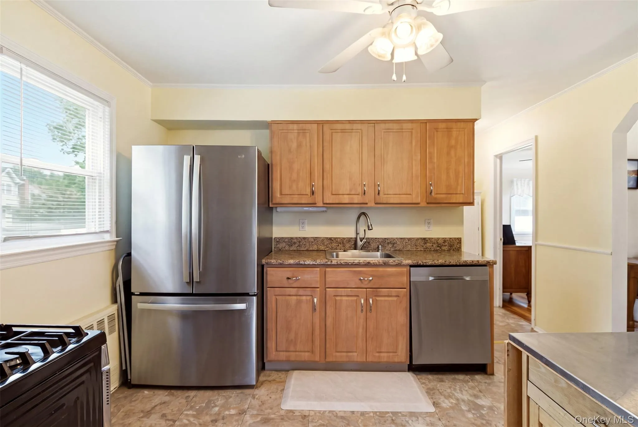 24 Broadmoor Lane, North Hempstead, NY, 5 Bedrooms Bedrooms, 8 Rooms Rooms,2 BathroomsBathrooms,Residential,For Rent,Broadmoor,0,1035305 24 Broadmoor Lane, North Hempstead, NY, 5 Bedrooms Bedrooms, 8 Rooms Rooms,2 BathroomsBathrooms,Residential,For Rent,Broadmoor,0,1035305