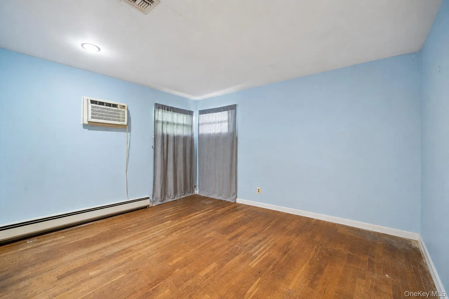 174 Frederick Avenue, Hempstead, NY, 3 Bedrooms Bedrooms, 8 Rooms Rooms,2 BathroomsBathrooms,Residential,For Rent,Frederick,0,1035310 174 Frederick Avenue, Hempstead, NY, 3 Bedrooms Bedrooms, 8 Rooms Rooms,2 BathroomsBathrooms,Residential,For Rent,Frederick,0,1035310