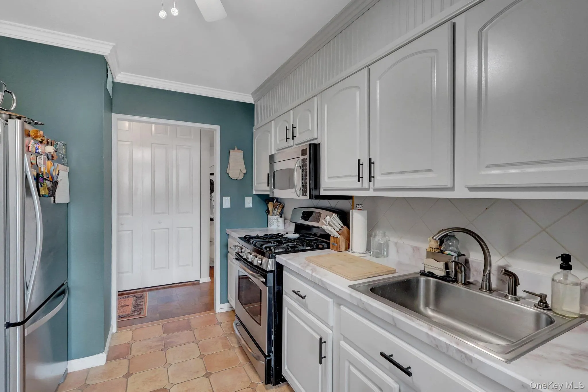 700 Shore Road, Long Beach, NY, 1 Bedroom Bedrooms, 4 Rooms Rooms,1 BathroomBathrooms,Residential,For Rent,Shore,0,1035313 700 Shore Road, Long Beach, NY, 1 Bedroom Bedrooms, 4 Rooms Rooms,1 BathroomBathrooms,Residential,For Rent,Shore,0,1035313