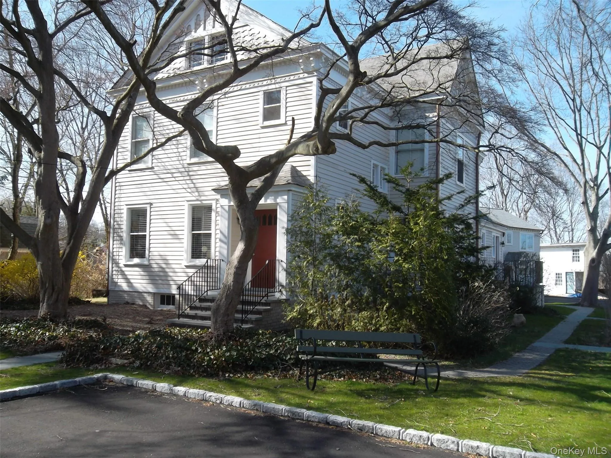 95 High Street, Huntington, NY, 1 Bedroom Bedrooms, 3 Rooms Rooms,1 BathroomBathrooms,Residential Lease,For Rent,High,0,1035319 95 High Street, Huntington, NY, 1 Bedroom Bedrooms, 3 Rooms Rooms,1 BathroomBathrooms,Residential Lease,For Rent,High,0,1035319