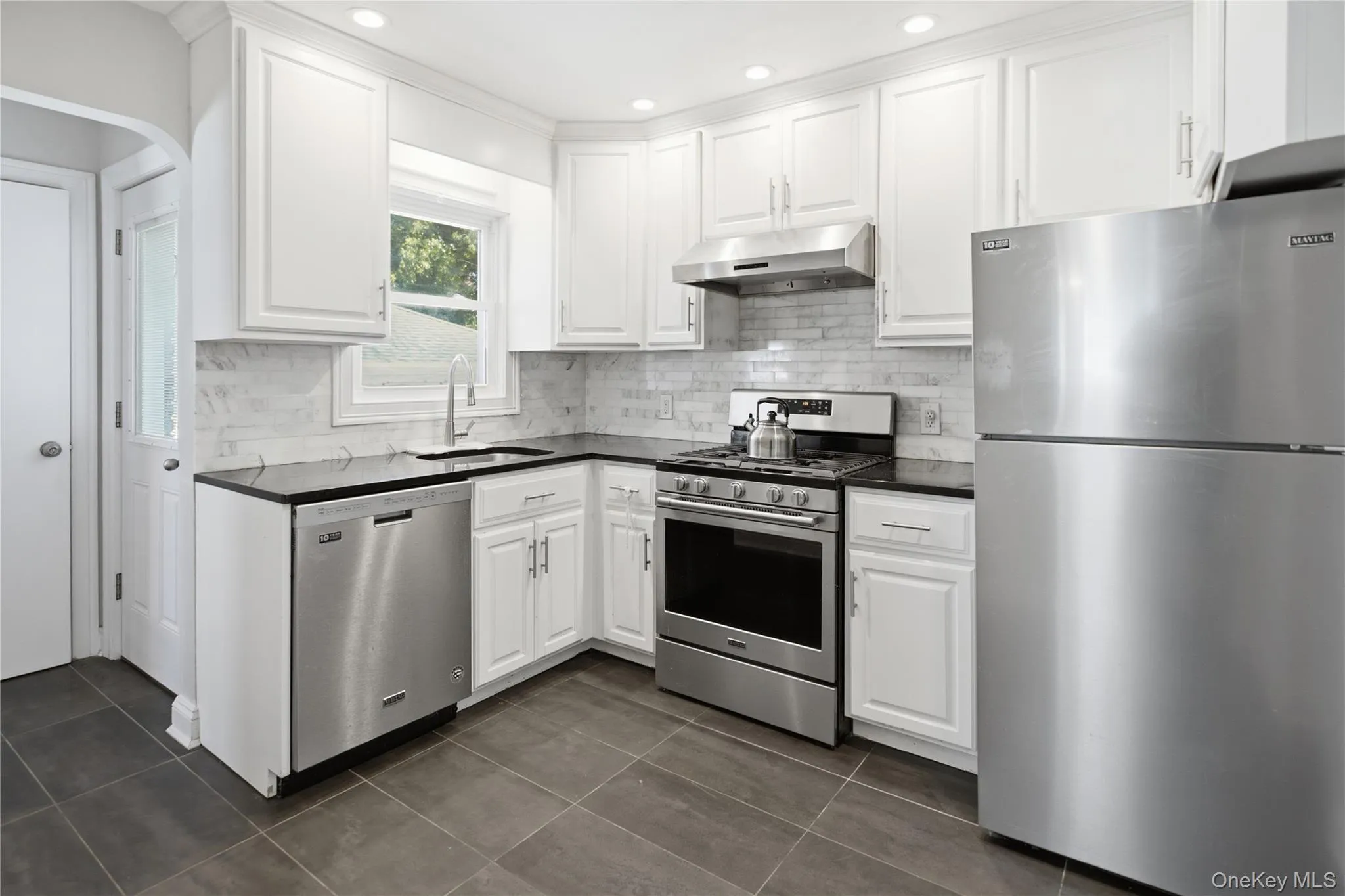 1641 Falmouth Avenue, North Hempstead, NY, 3 Bedrooms Bedrooms, 7 Rooms Rooms,2 BathroomsBathrooms,Residential Lease,For Rent,Falmouth,0,1035321 1641 Falmouth Avenue, North Hempstead, NY, 3 Bedrooms Bedrooms, 7 Rooms Rooms,2 BathroomsBathrooms,Residential Lease,For Rent,Falmouth,0,1035321