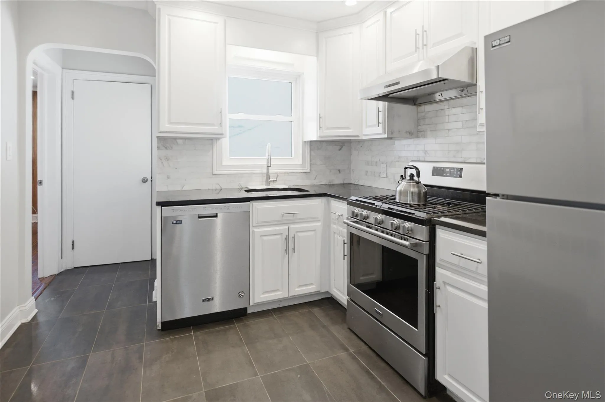 1641 Falmouth Avenue, North Hempstead, NY, 3 Bedrooms Bedrooms, 7 Rooms Rooms,2 BathroomsBathrooms,Residential Lease,For Rent,Falmouth,0,1035321 1641 Falmouth Avenue, North Hempstead, NY, 3 Bedrooms Bedrooms, 7 Rooms Rooms,2 BathroomsBathrooms,Residential Lease,For Rent,Falmouth,0,1035321