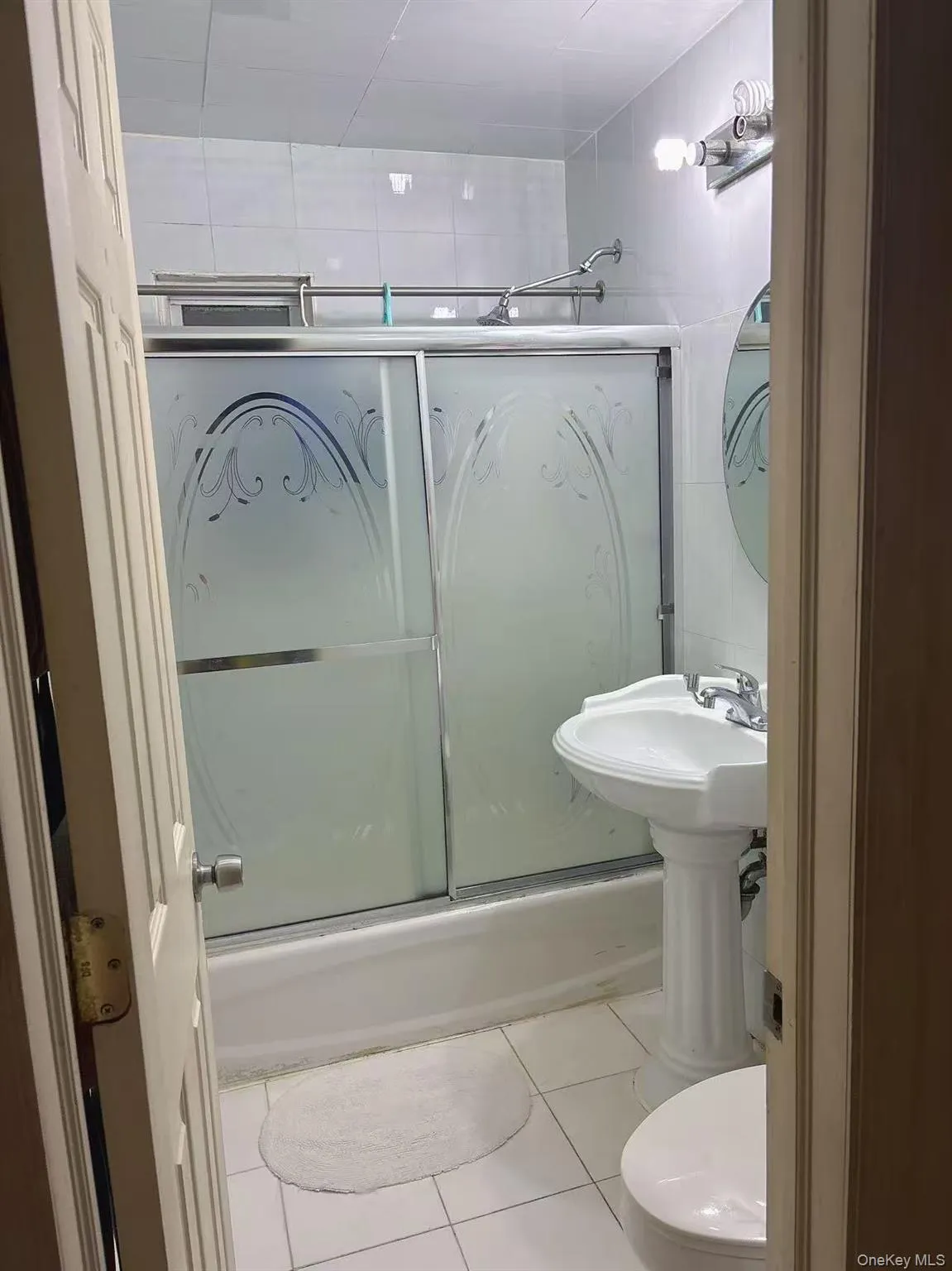 204-28 46th Avenue, New York, NY, 3 Bedrooms Bedrooms, 6 Rooms Rooms,2 BathroomsBathrooms,Residential,For Rent,46th,0,1035322 204-28 46th Avenue, New York, NY, 3 Bedrooms Bedrooms, 6 Rooms Rooms,2 BathroomsBathrooms,Residential,For Rent,46th,0,1035322