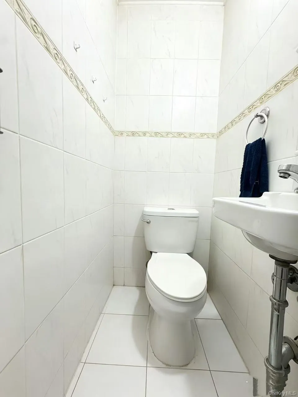 204-28 46th Avenue, New York, NY, 3 Bedrooms Bedrooms, 6 Rooms Rooms,2 BathroomsBathrooms,Residential,For Rent,46th,0,1035322 204-28 46th Avenue, New York, NY, 3 Bedrooms Bedrooms, 6 Rooms Rooms,2 BathroomsBathrooms,Residential,For Rent,46th,0,1035322