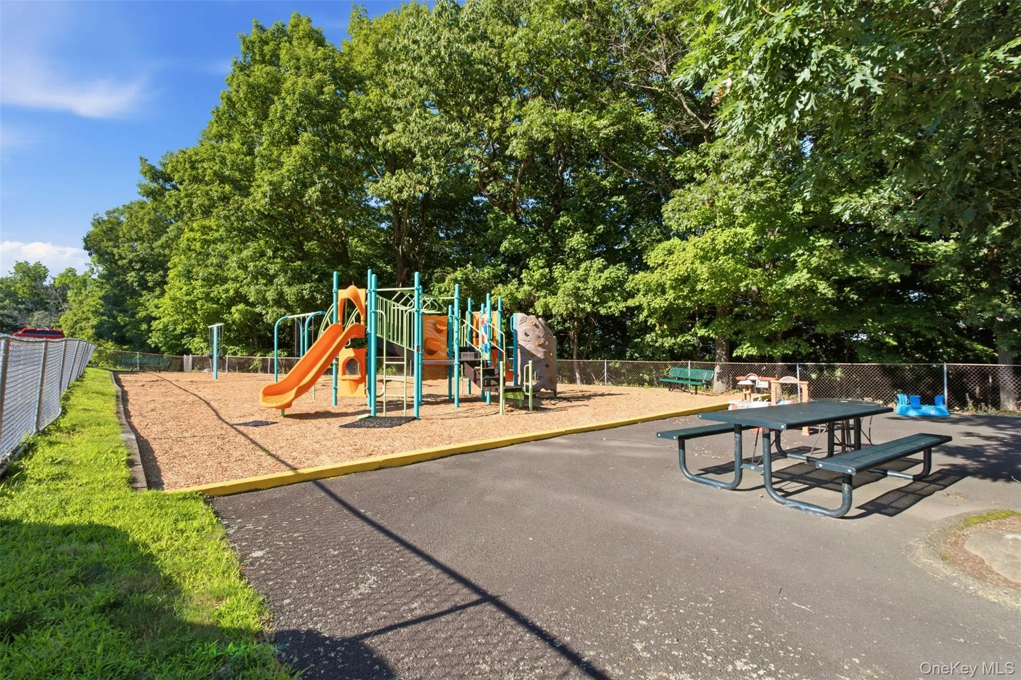 333 Sierra Vista Lane, Clarkstown, NY, 2 Bedrooms Bedrooms, 6 Rooms Rooms,1 BathroomBathrooms,Residential,For Rent,Sierra Vista,0,1035333 333 Sierra Vista Lane, Clarkstown, NY, 2 Bedrooms Bedrooms, 6 Rooms Rooms,1 BathroomBathrooms,Residential,For Rent,Sierra Vista,0,1035333