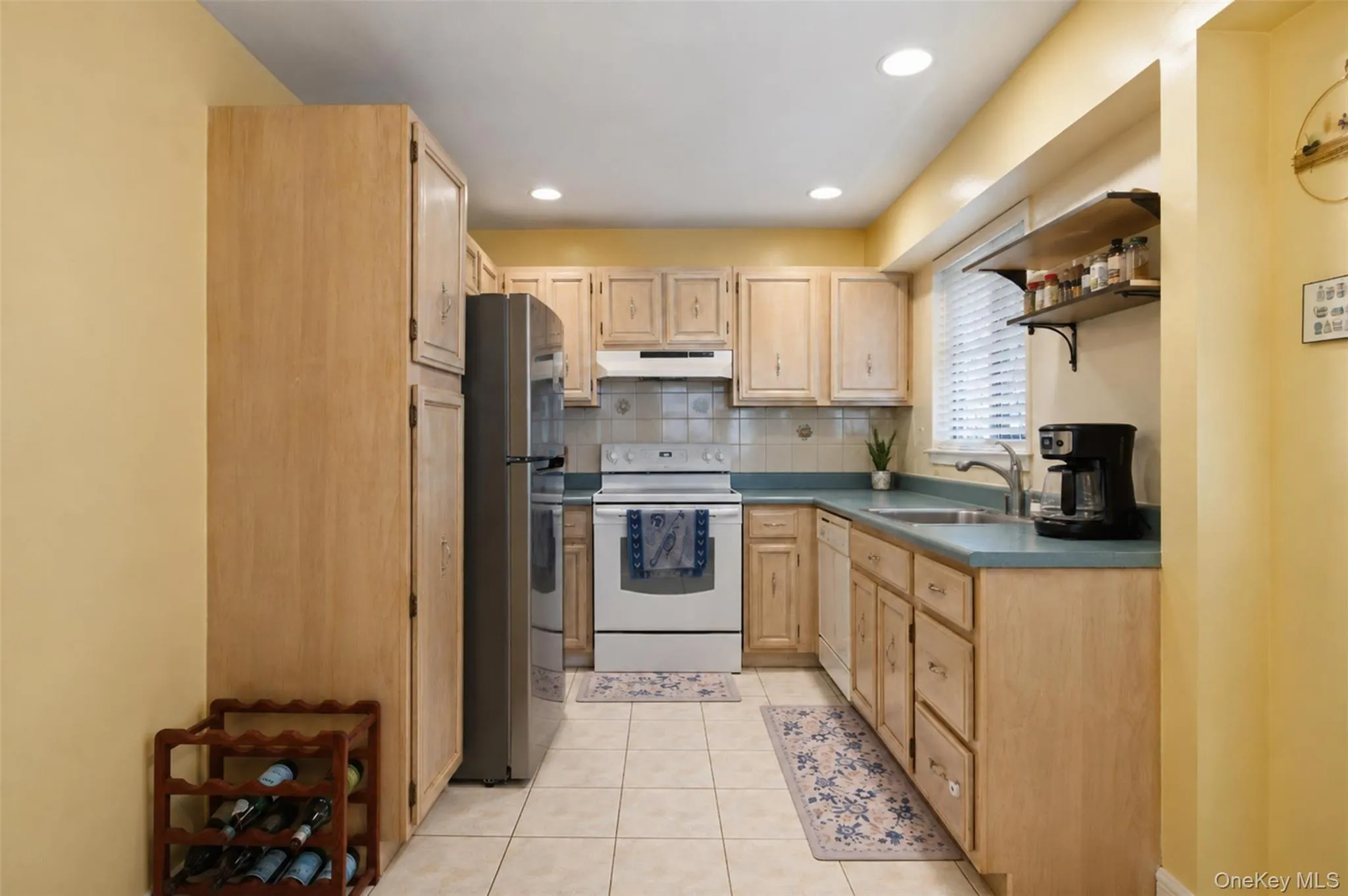 333 Sierra Vista Lane, Clarkstown, NY, 2 Bedrooms Bedrooms, 6 Rooms Rooms,1 BathroomBathrooms,Residential,For Rent,Sierra Vista,0,1035333 333 Sierra Vista Lane, Clarkstown, NY, 2 Bedrooms Bedrooms, 6 Rooms Rooms,1 BathroomBathrooms,Residential,For Rent,Sierra Vista,0,1035333