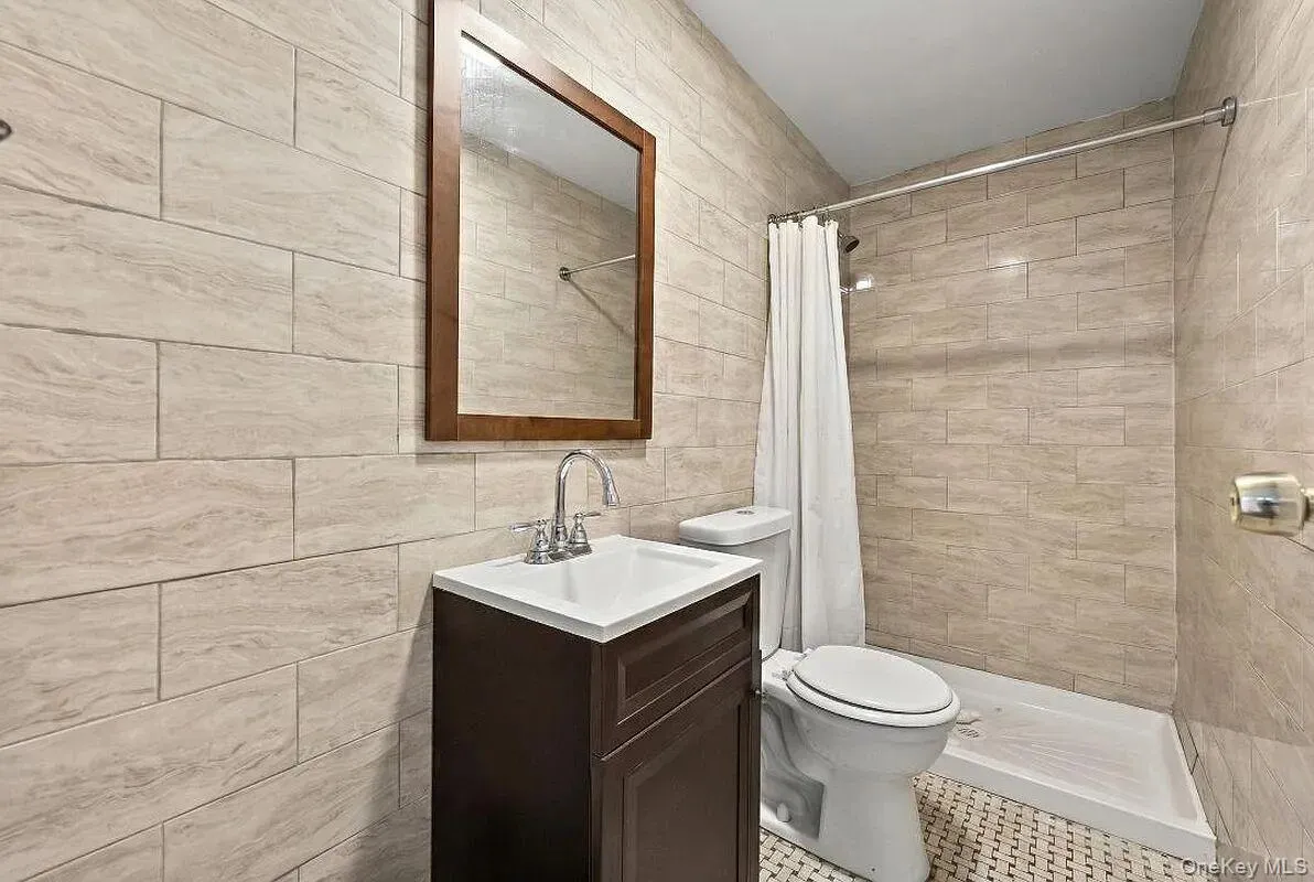 First floor full bathroom. First floor full bathroom.