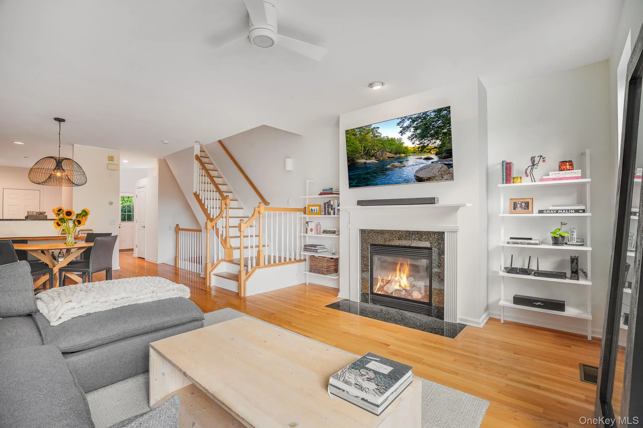 504 Southview Drive, Poughkeepsie, NY, 2 Bedrooms Bedrooms, 10 Rooms Rooms,2 BathroomsBathrooms,Residential,For Rent,Southview,0,1035359 504 Southview Drive, Poughkeepsie, NY, 2 Bedrooms Bedrooms, 10 Rooms Rooms,2 BathroomsBathrooms,Residential,For Rent,Southview,0,1035359
