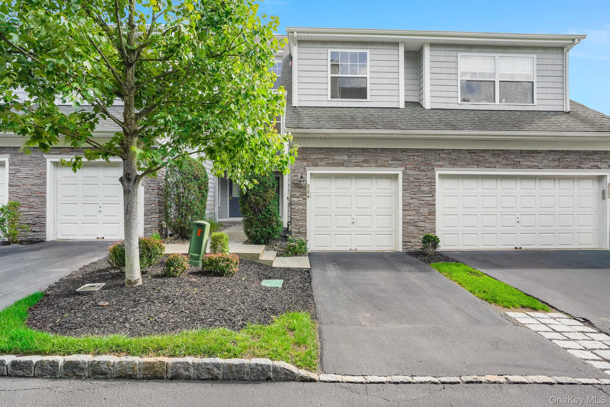 504 Southview Drive, Poughkeepsie, NY, 2 Bedrooms Bedrooms, 10 Rooms Rooms,2 BathroomsBathrooms,Residential,For Rent,Southview,0,1035359 504 Southview Drive, Poughkeepsie, NY, 2 Bedrooms Bedrooms, 10 Rooms Rooms,2 BathroomsBathrooms,Residential,For Rent,Southview,0,1035359
