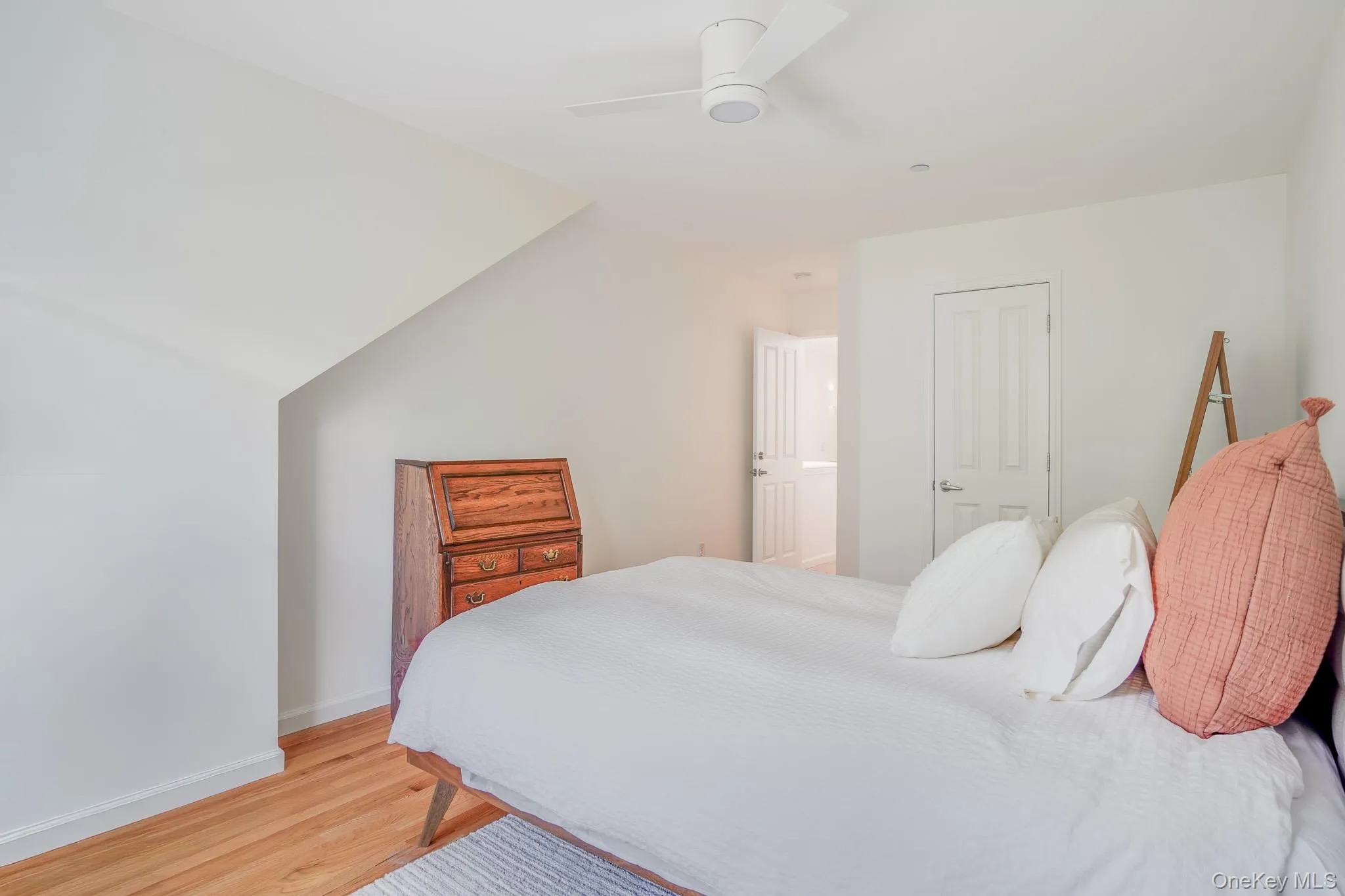 504 Southview Drive, Poughkeepsie, NY, 2 Bedrooms Bedrooms, 10 Rooms Rooms,2 BathroomsBathrooms,Residential,For Rent,Southview,0,1035359 504 Southview Drive, Poughkeepsie, NY, 2 Bedrooms Bedrooms, 10 Rooms Rooms,2 BathroomsBathrooms,Residential,For Rent,Southview,0,1035359