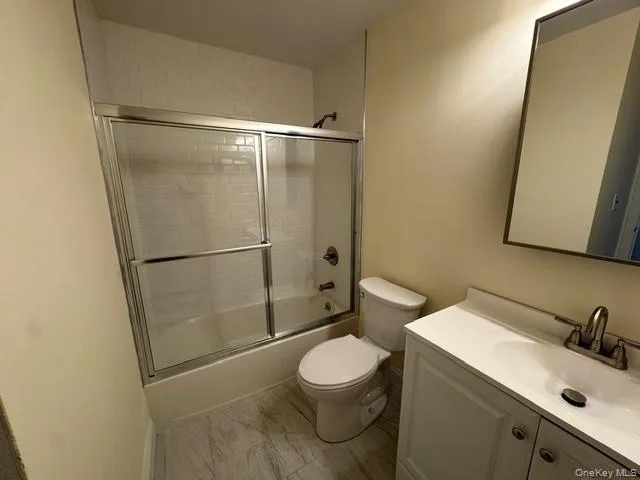 6 Tredwell Avenue, Oyster Bay, NY, 3 Bedrooms Bedrooms, 6 Rooms Rooms,2 BathroomsBathrooms,Residential Lease,For Rent,Tredwell,0,1035361 6 Tredwell Avenue, Oyster Bay, NY, 3 Bedrooms Bedrooms, 6 Rooms Rooms,2 BathroomsBathrooms,Residential Lease,For Rent,Tredwell,0,1035361