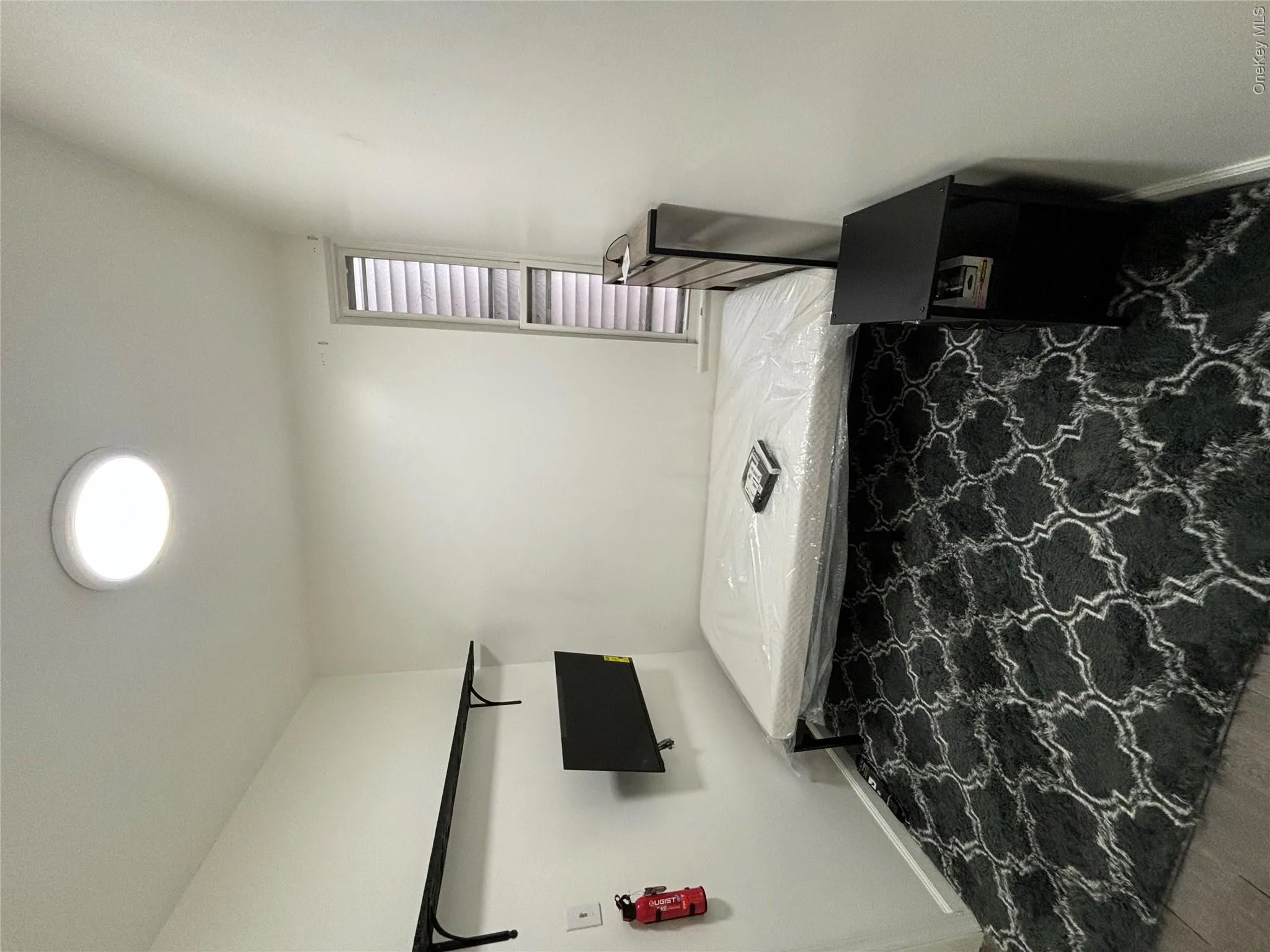 135 Fifth Avenue, Troy, NY, 1 Bedroom Bedrooms, 5 Rooms Rooms,1 BathroomBathrooms,Residential Lease,For Rent,Fifth,0,1035363 135 Fifth Avenue, Troy, NY, 1 Bedroom Bedrooms, 5 Rooms Rooms,1 BathroomBathrooms,Residential Lease,For Rent,Fifth,0,1035363